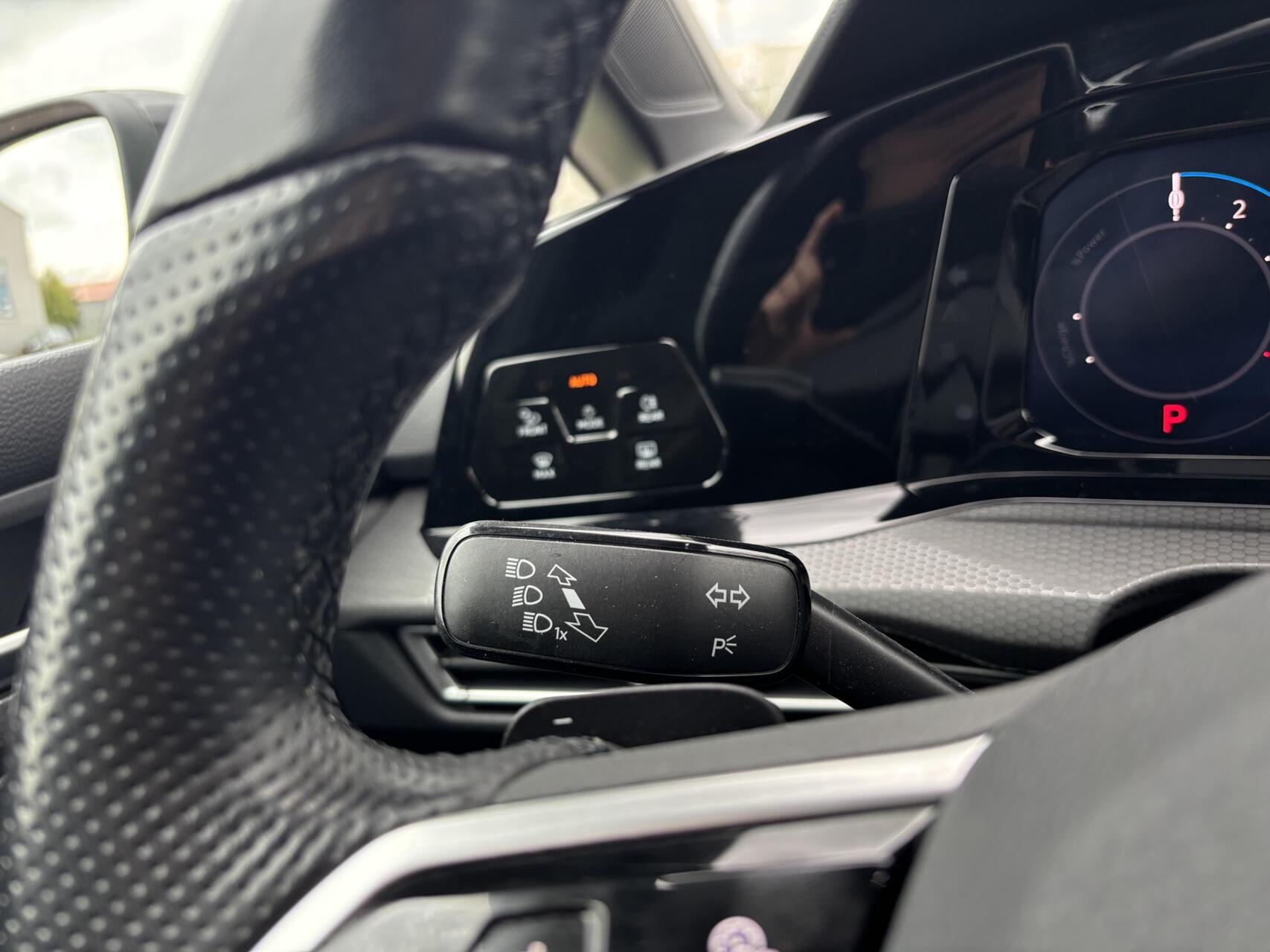 Foto van Volkswagen Golf GTE