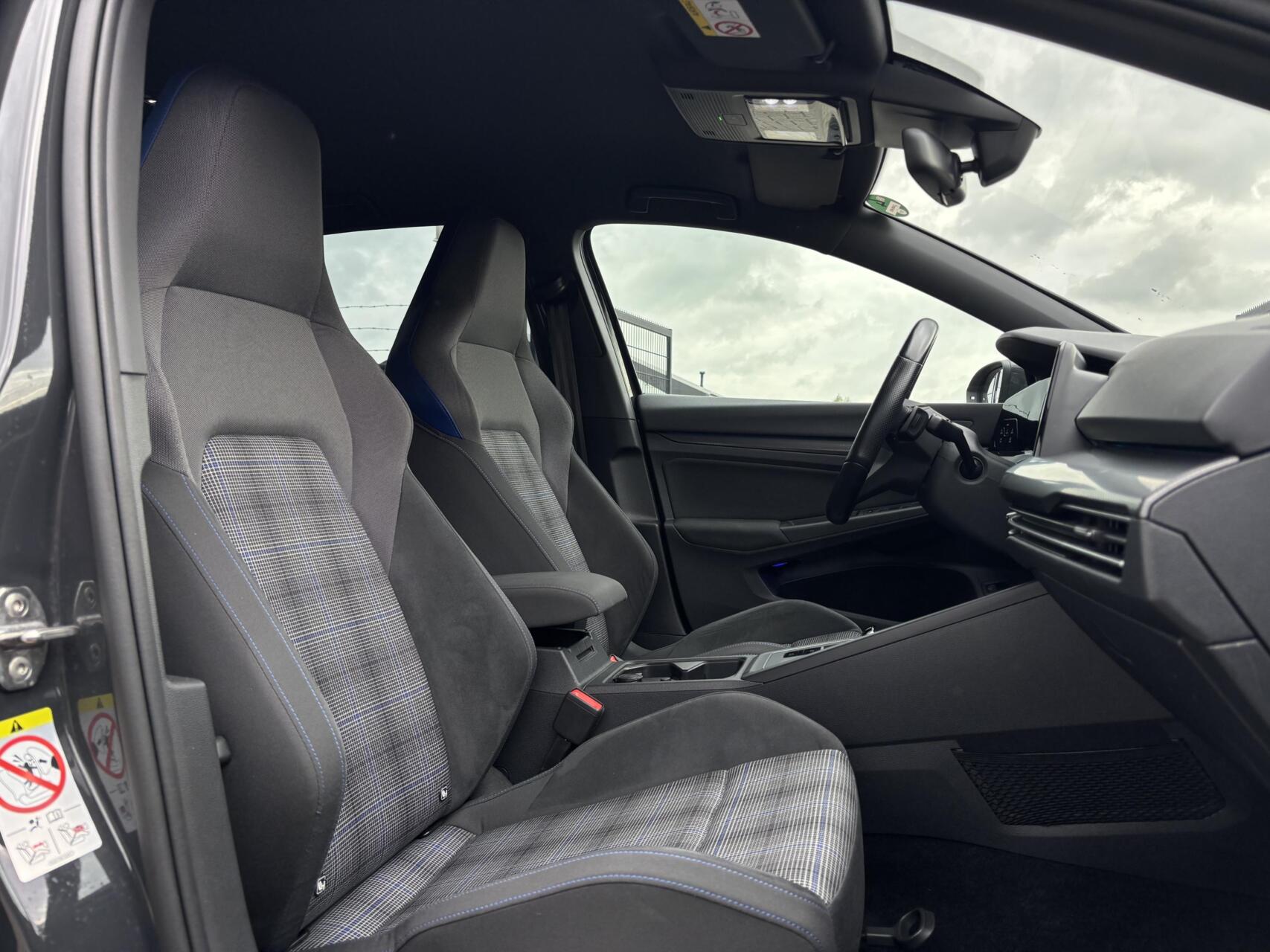 Foto van Volkswagen Golf GTE