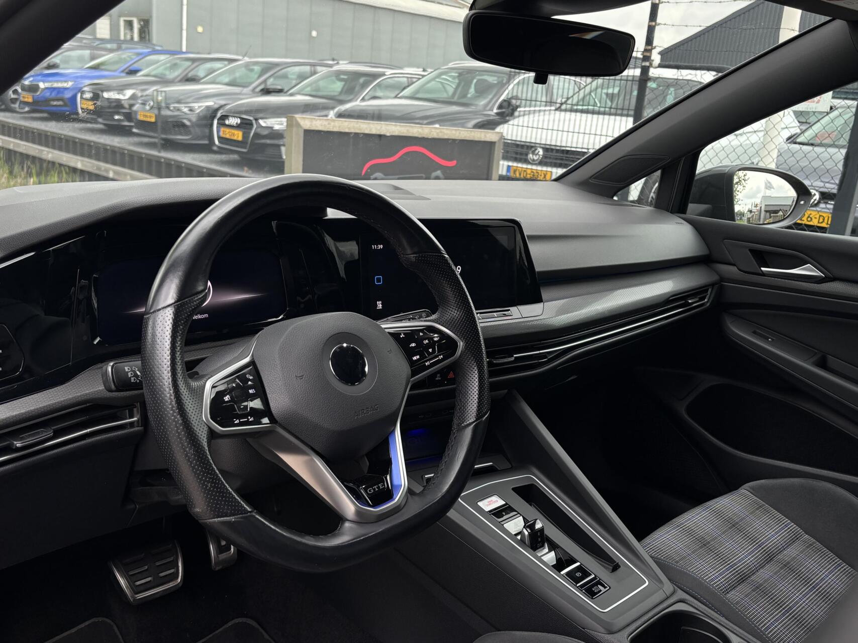 Foto van Volkswagen Golf GTE
