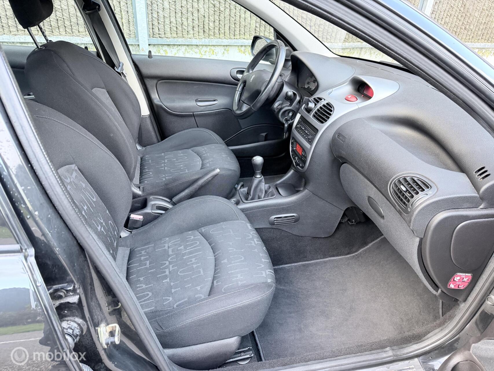 Foto van Peugeot 206