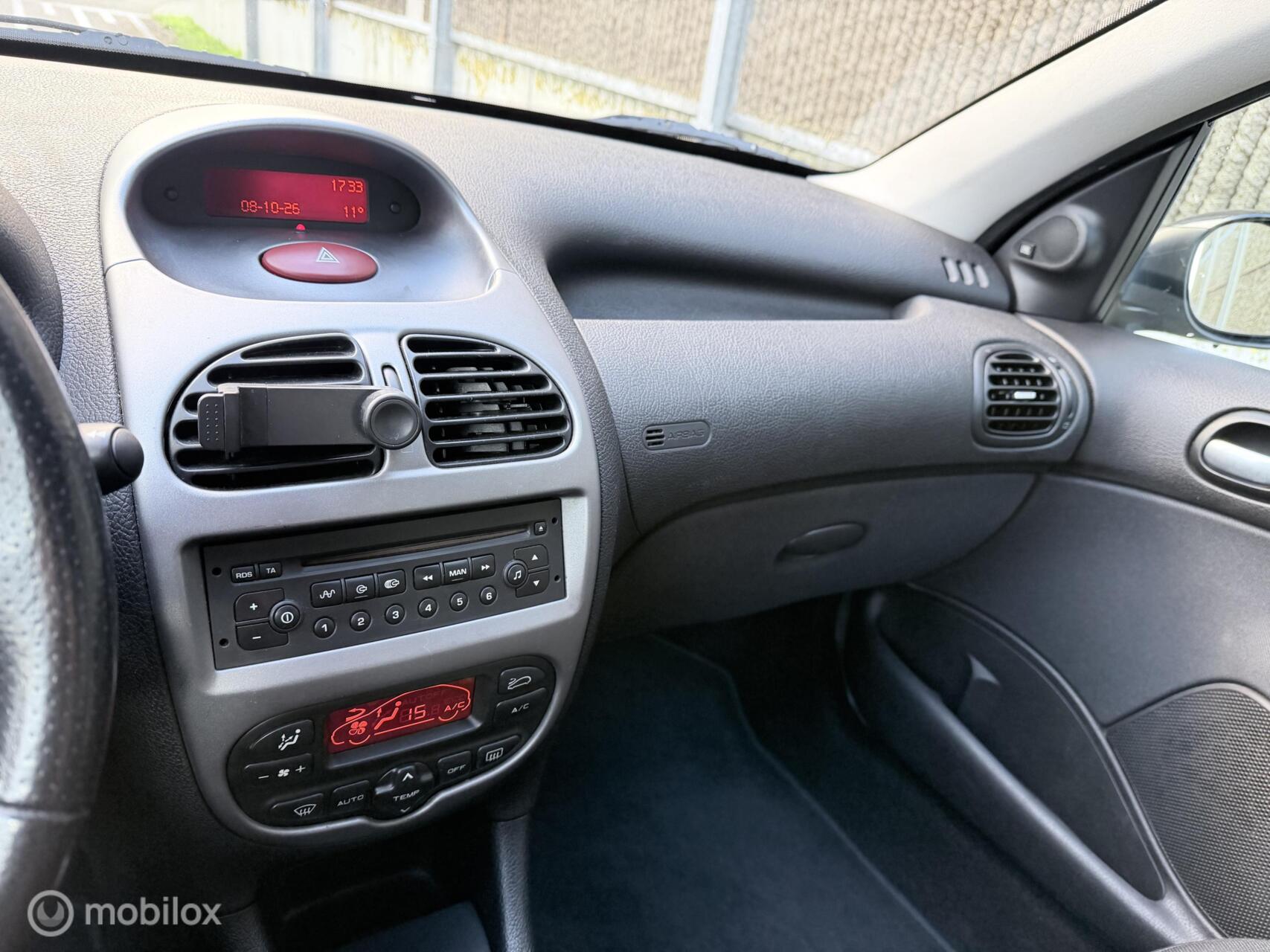 Foto van Peugeot 206