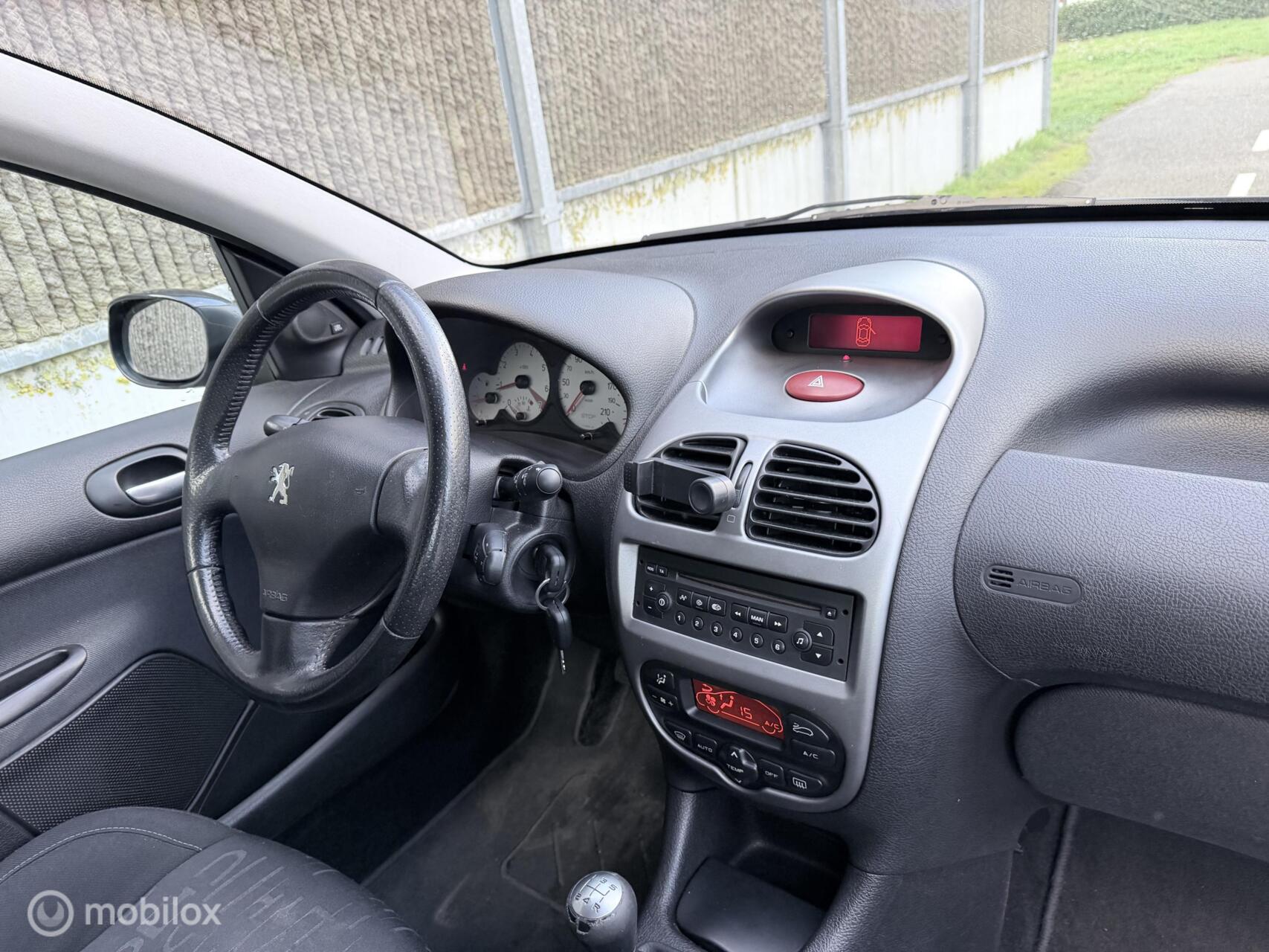 Foto van Peugeot 206