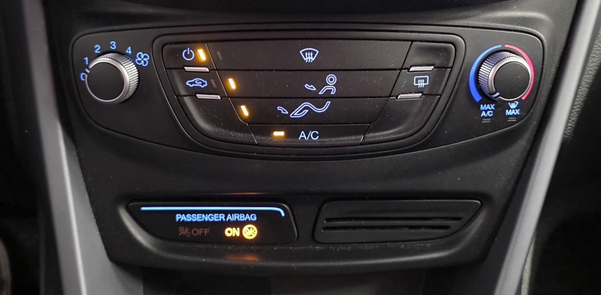 Foto van Ford B-max