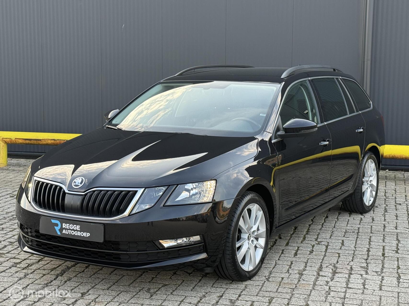 Skoda Octavia Combi 1.5 TSI Bns Edition 2020 - voorkant