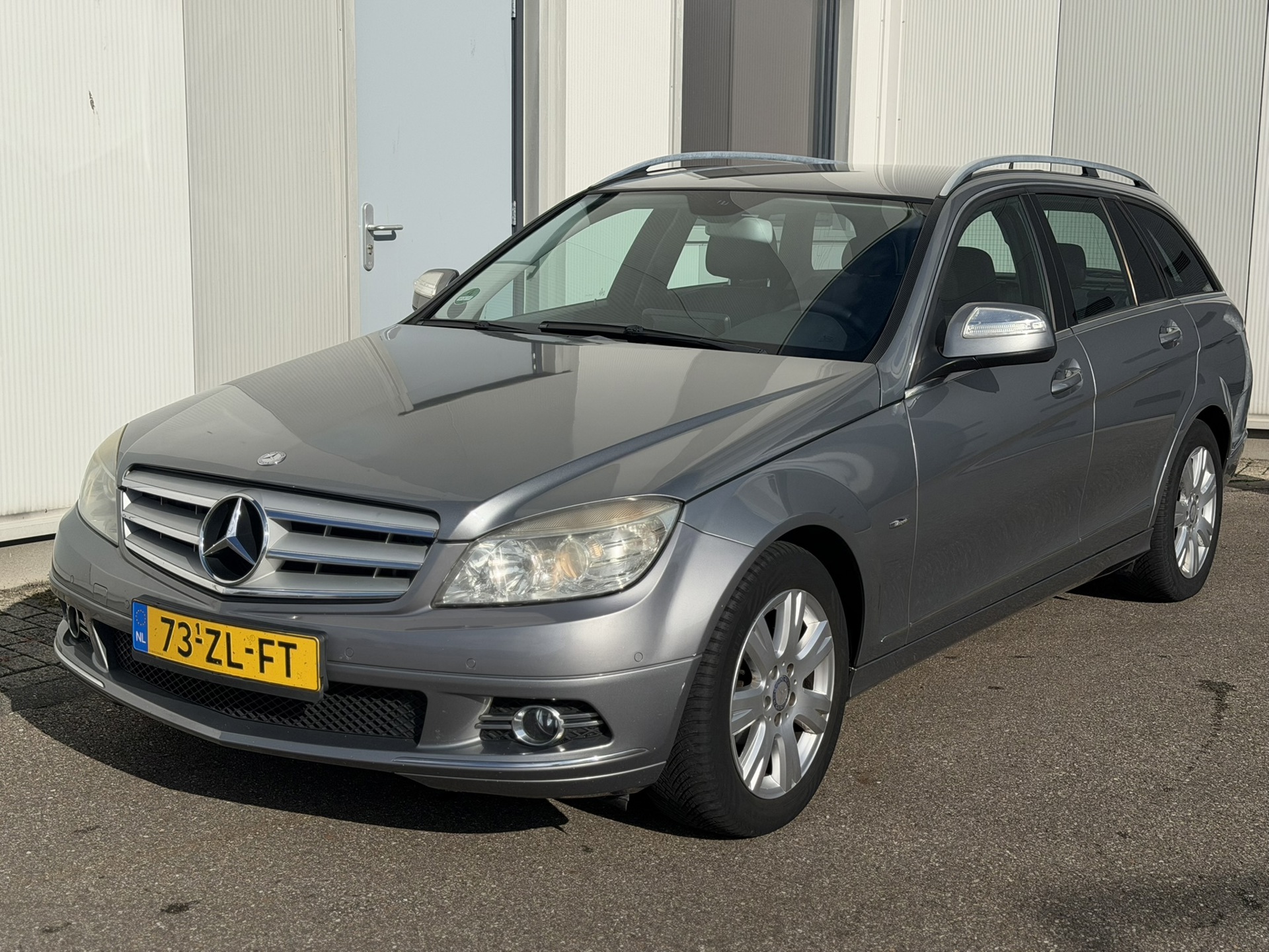 Foto van Mercedes-Benz C 180 Kompressor