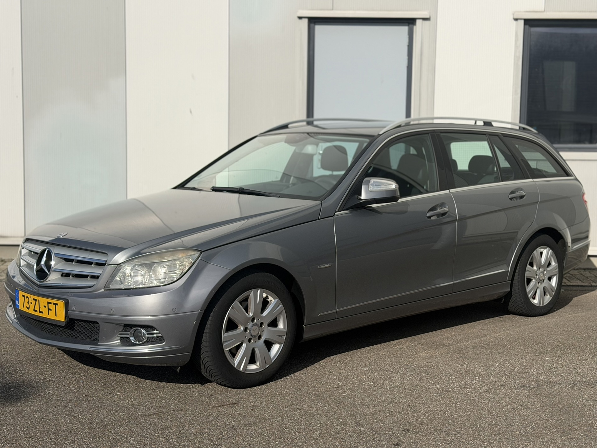 Foto van Mercedes-Benz C 180 Kompressor