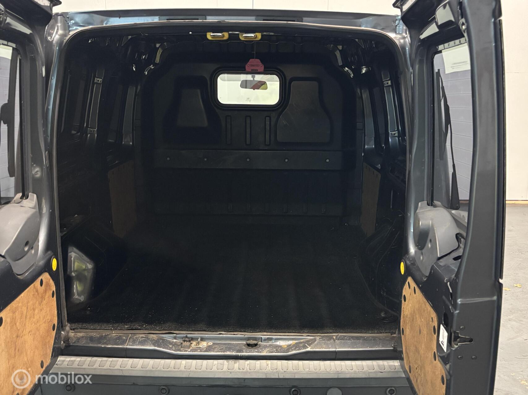 Foto van Ford Transit Connect T200s Van 1,8tdci 66