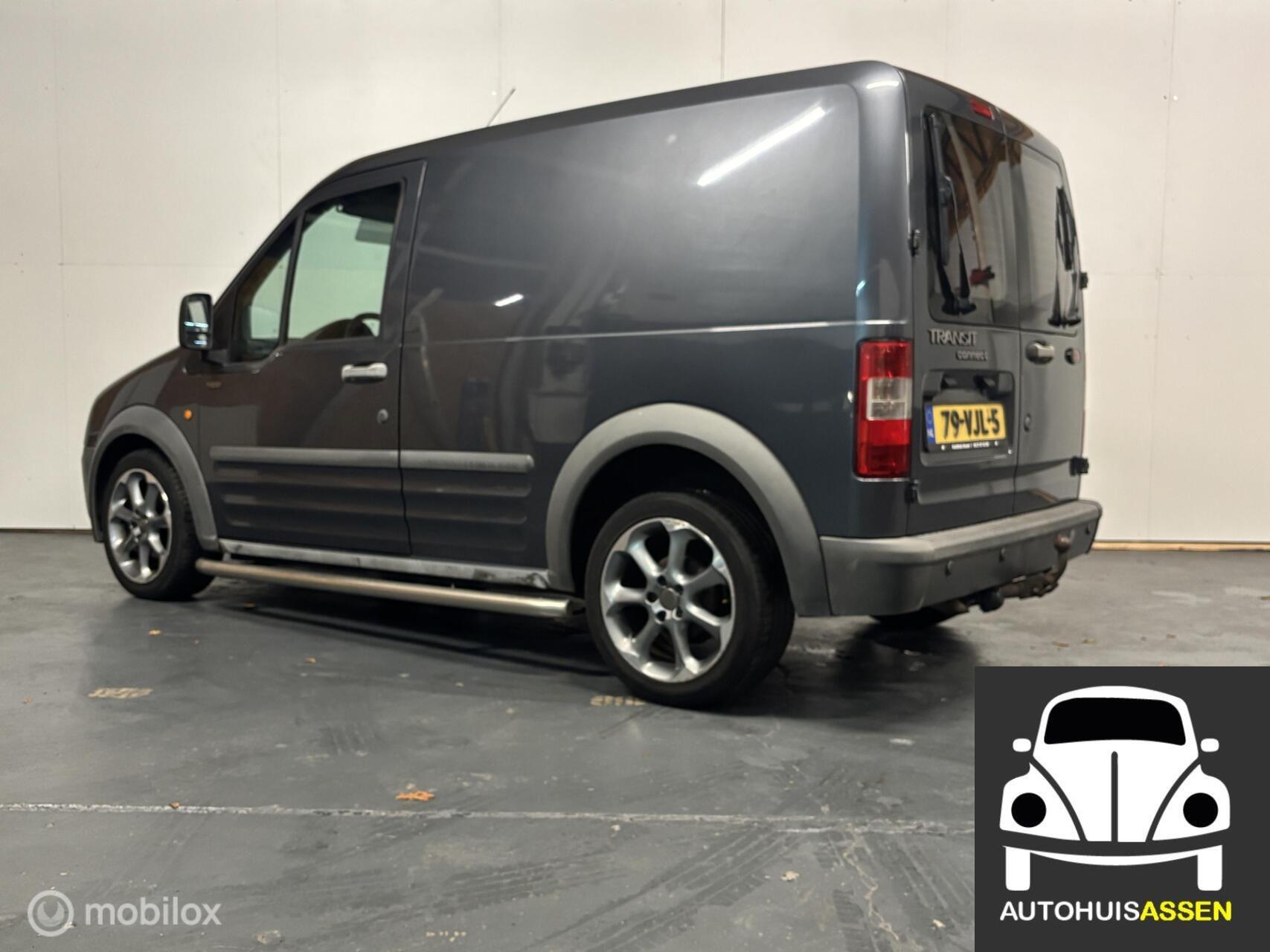 Foto van Ford Transit Connect T200s Van 1,8tdci 66