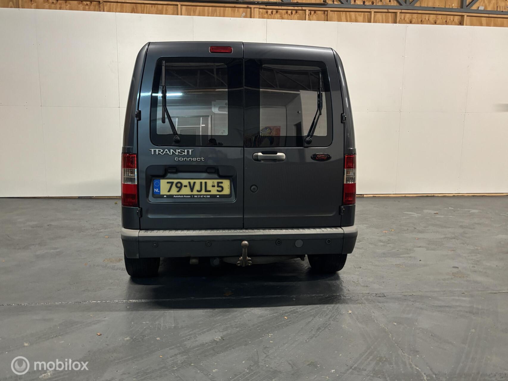 Foto van Ford Transit Connect T200s Van 1,8tdci 66