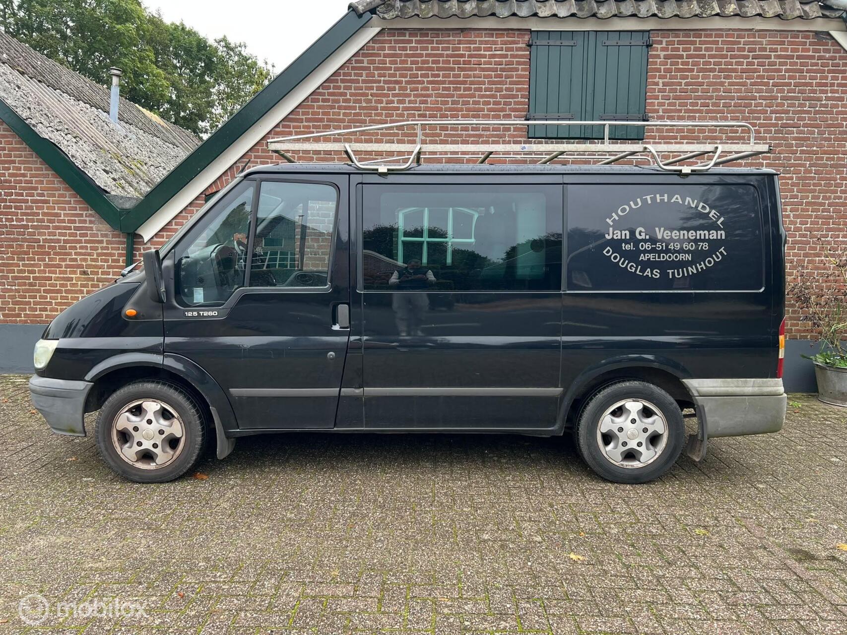 Foto van Ford Transit 260s FD DC 125 LR 4,54