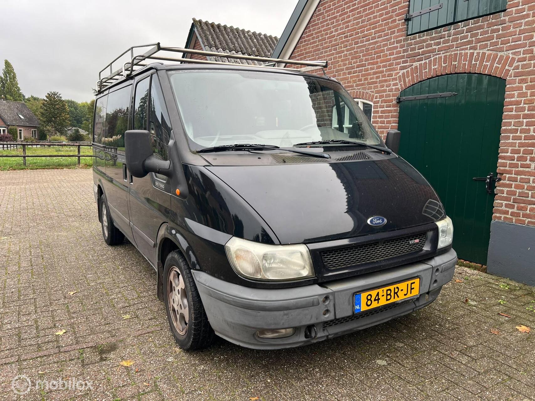 Foto van Ford Transit 260s FD DC 125 LR 4,54