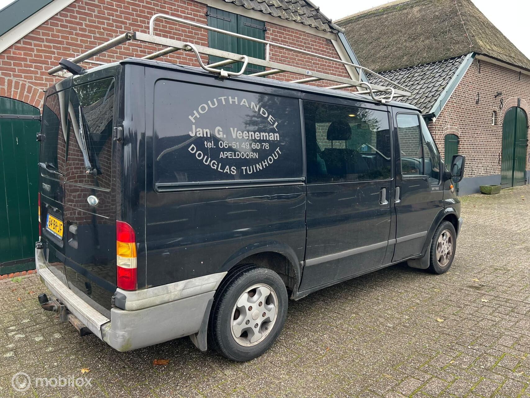Foto van Ford Transit 260s FD DC 125 LR 4,54