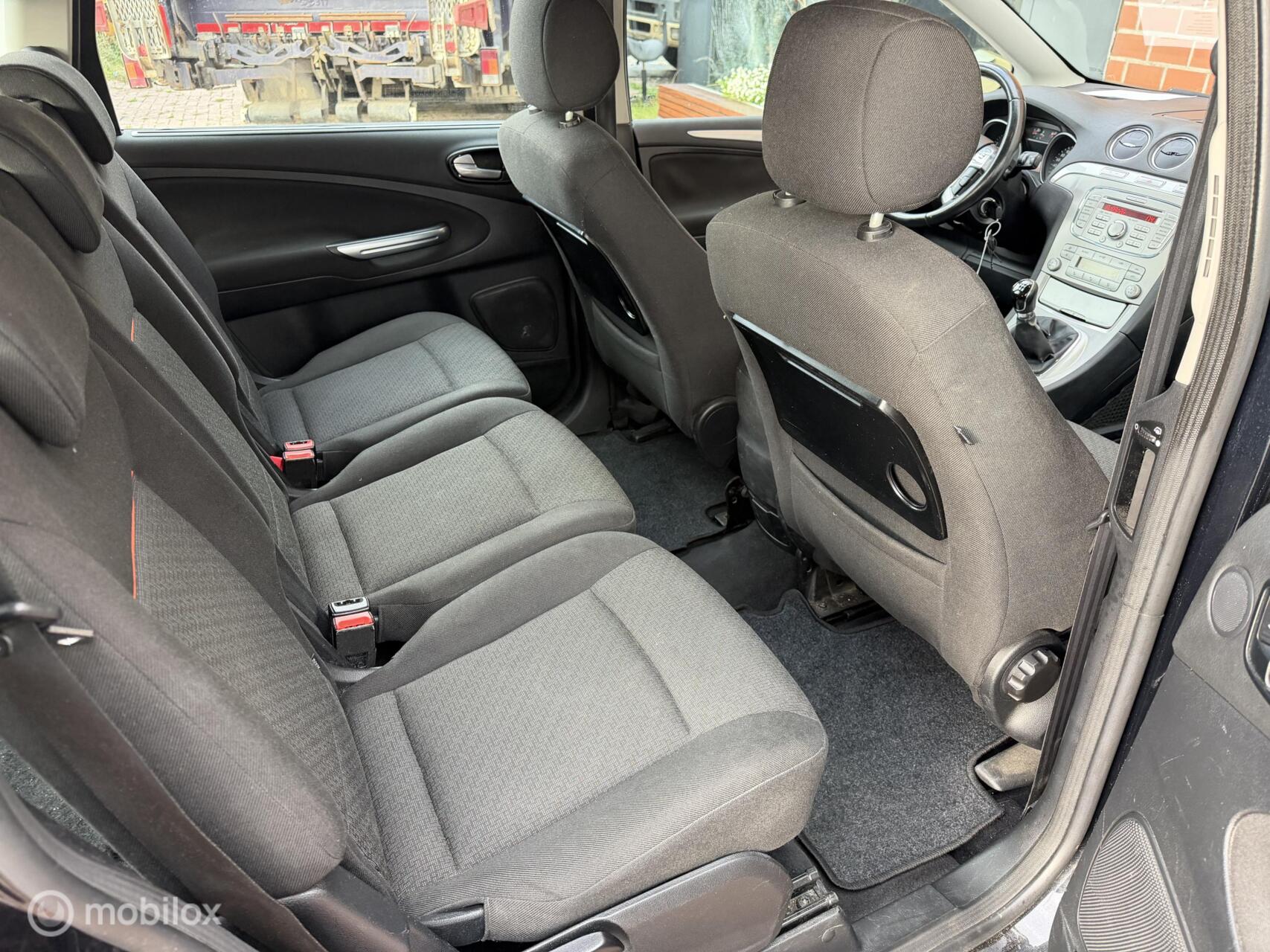 Foto van Ford S-max