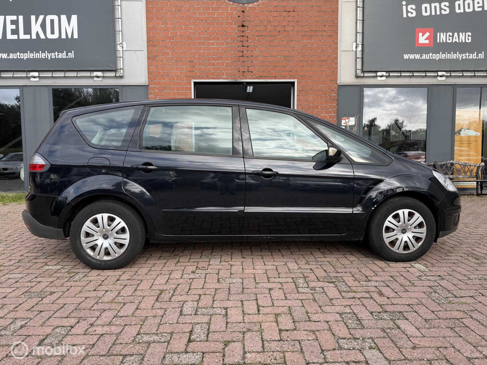 Foto van Ford S-max