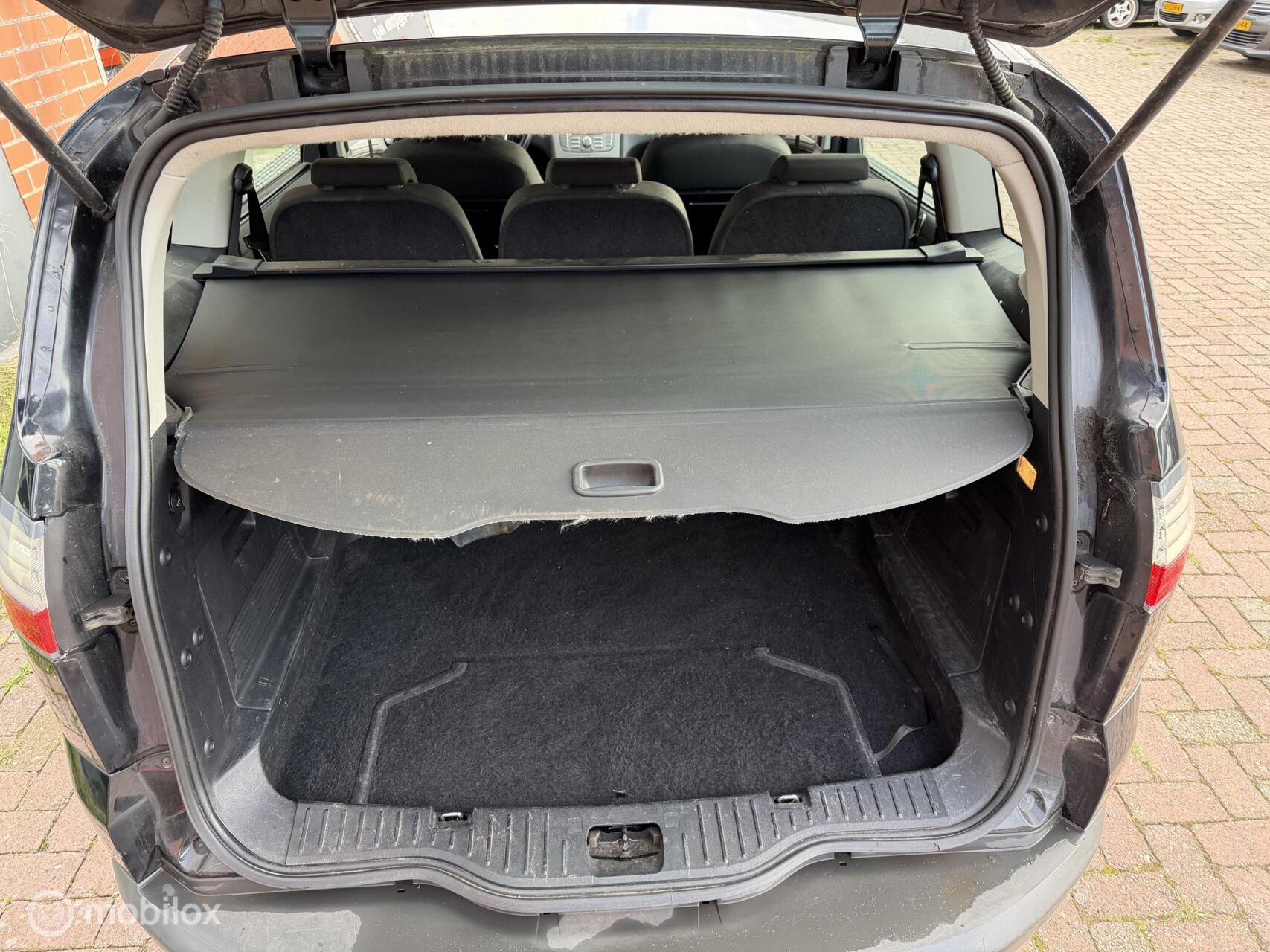 Foto van Ford S-max