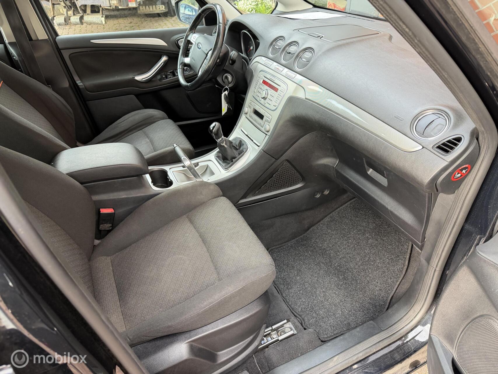 Foto van Ford S-max