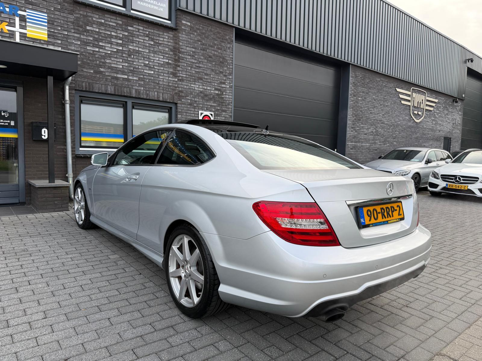 Foto van Mercedes-Benz C 180