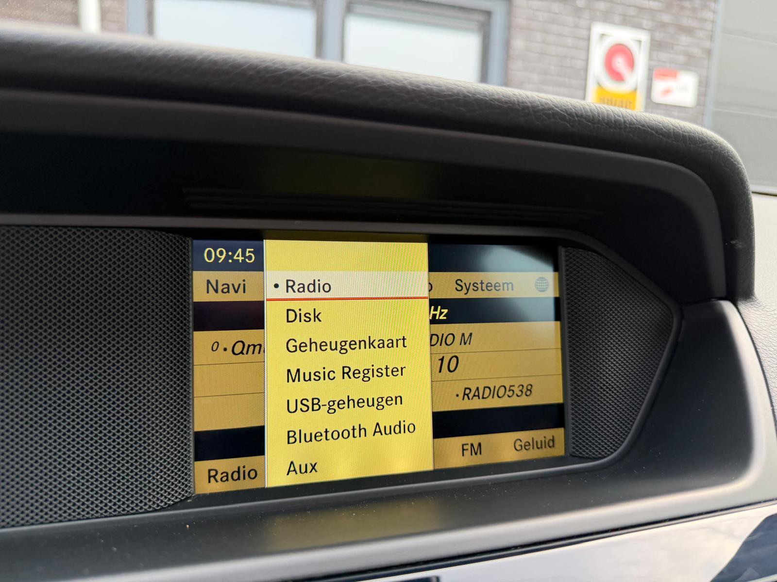 Foto van Mercedes-Benz C 180