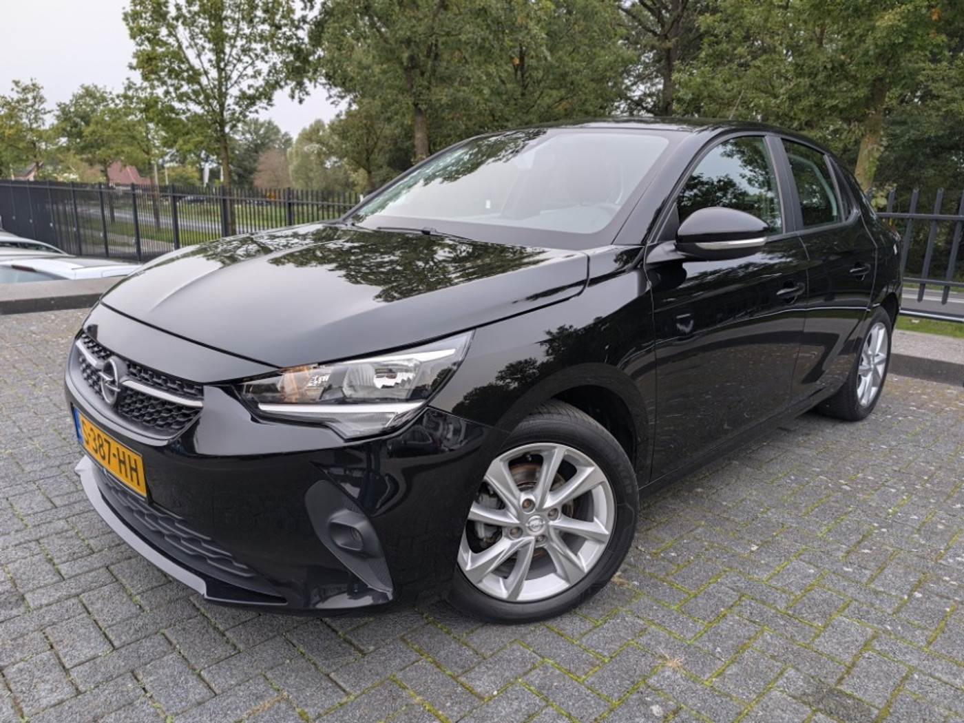 Opel Corsa 1.2 Edition 75PK | Stuur- stoelverw. | PDC | LED | Airco 2020 - voorkant