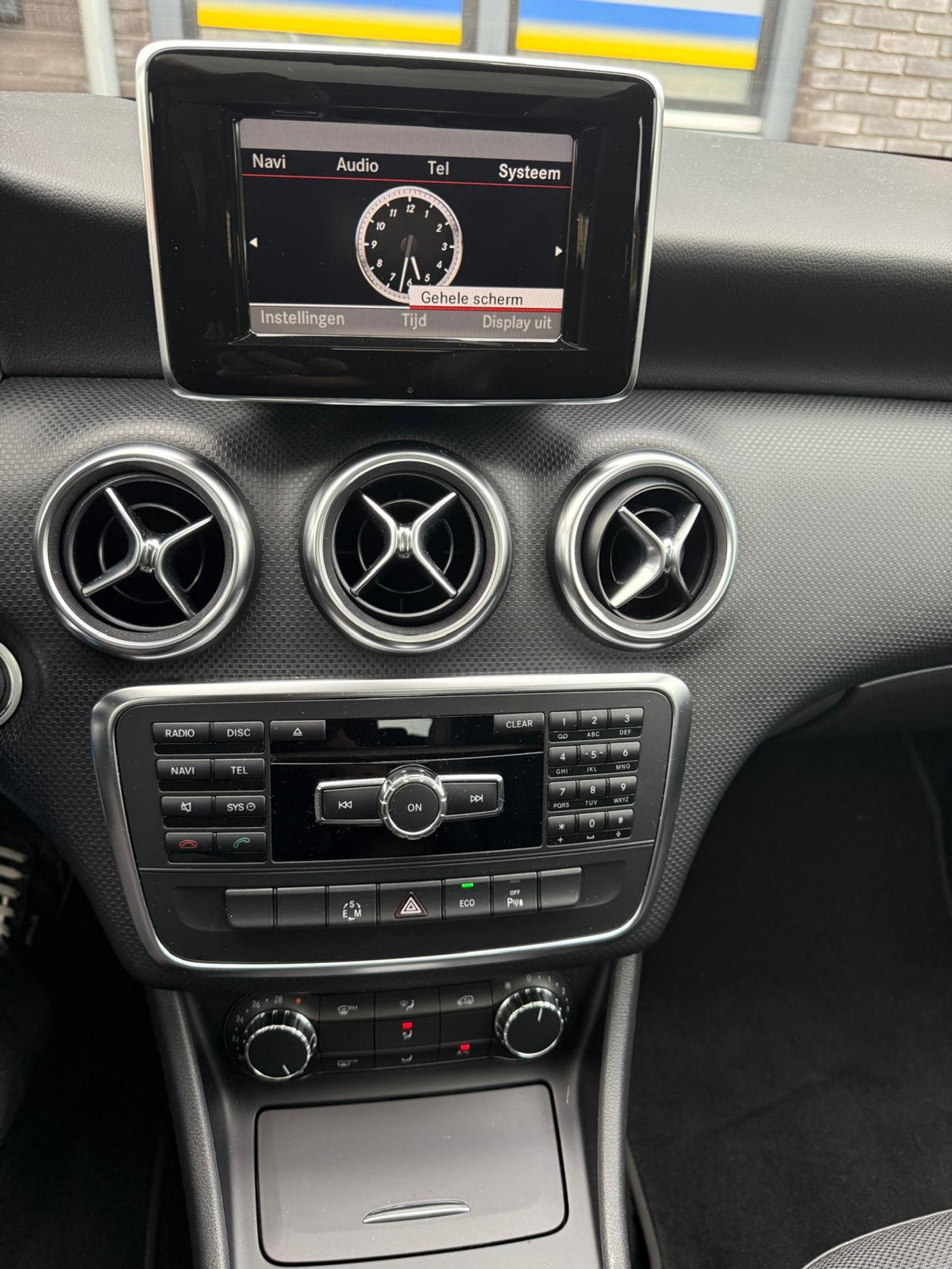 Foto van Mercedes-Benz A 180