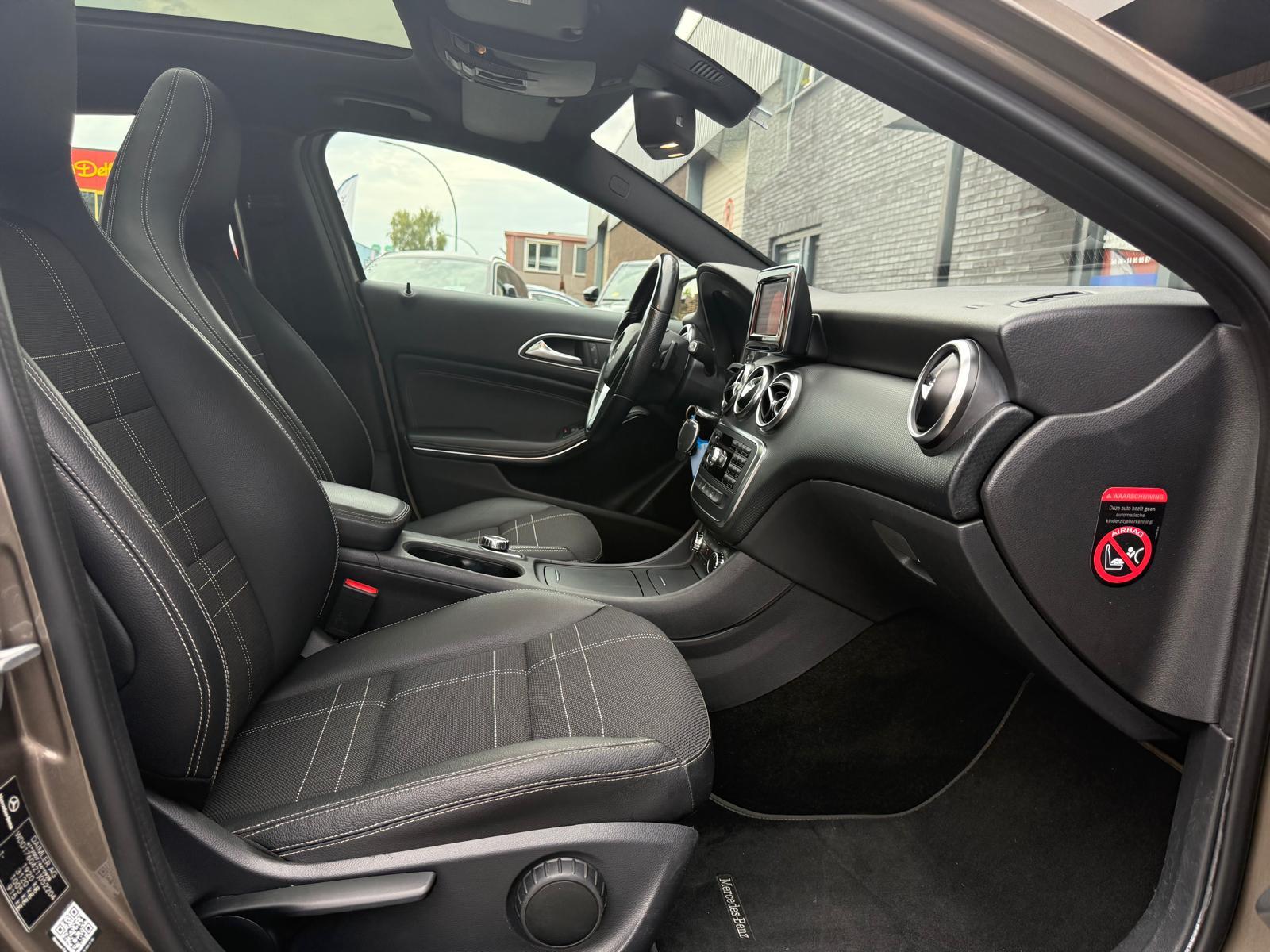 Foto van Mercedes-Benz A 180