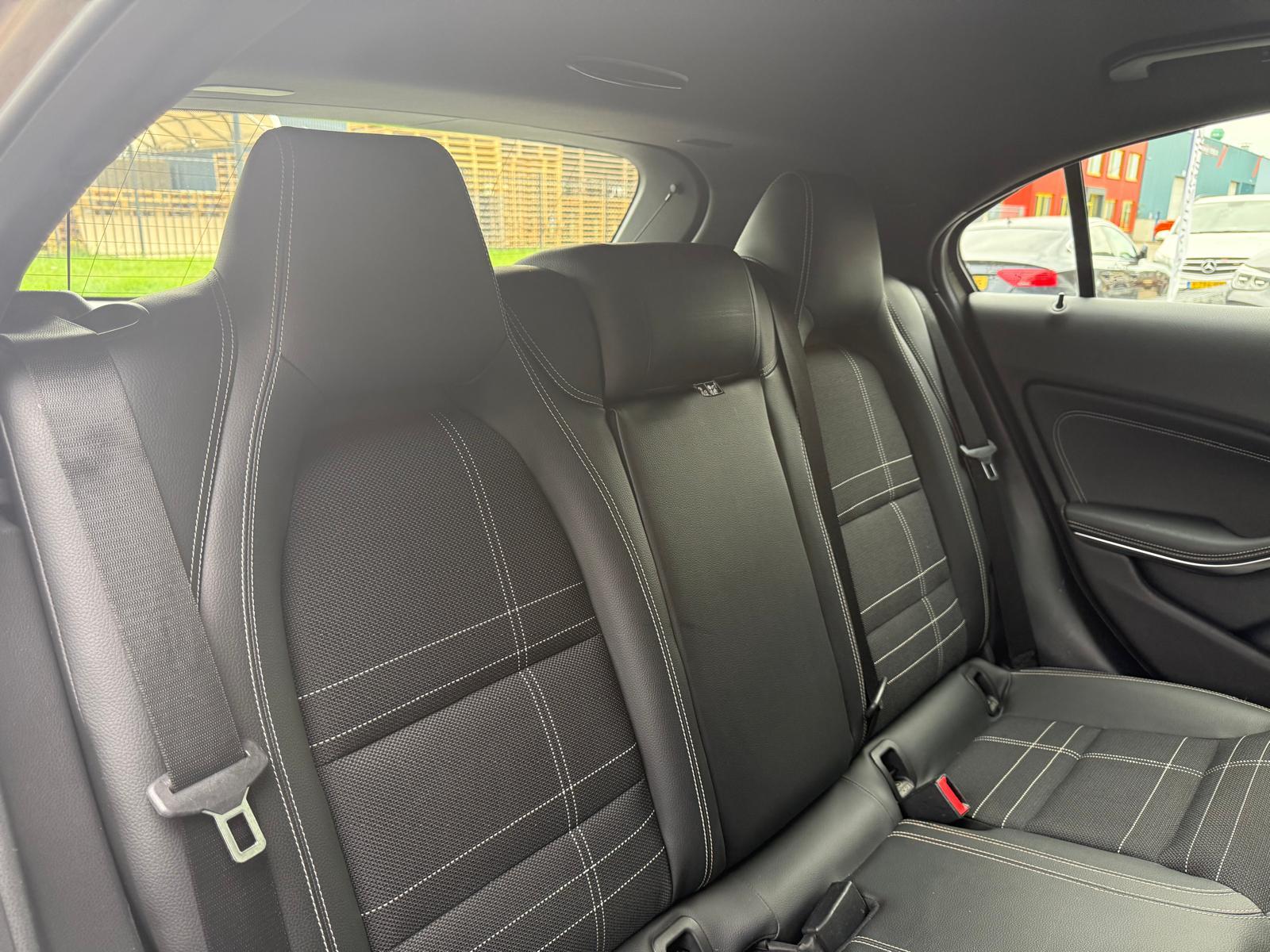 Foto van Mercedes-Benz A 180