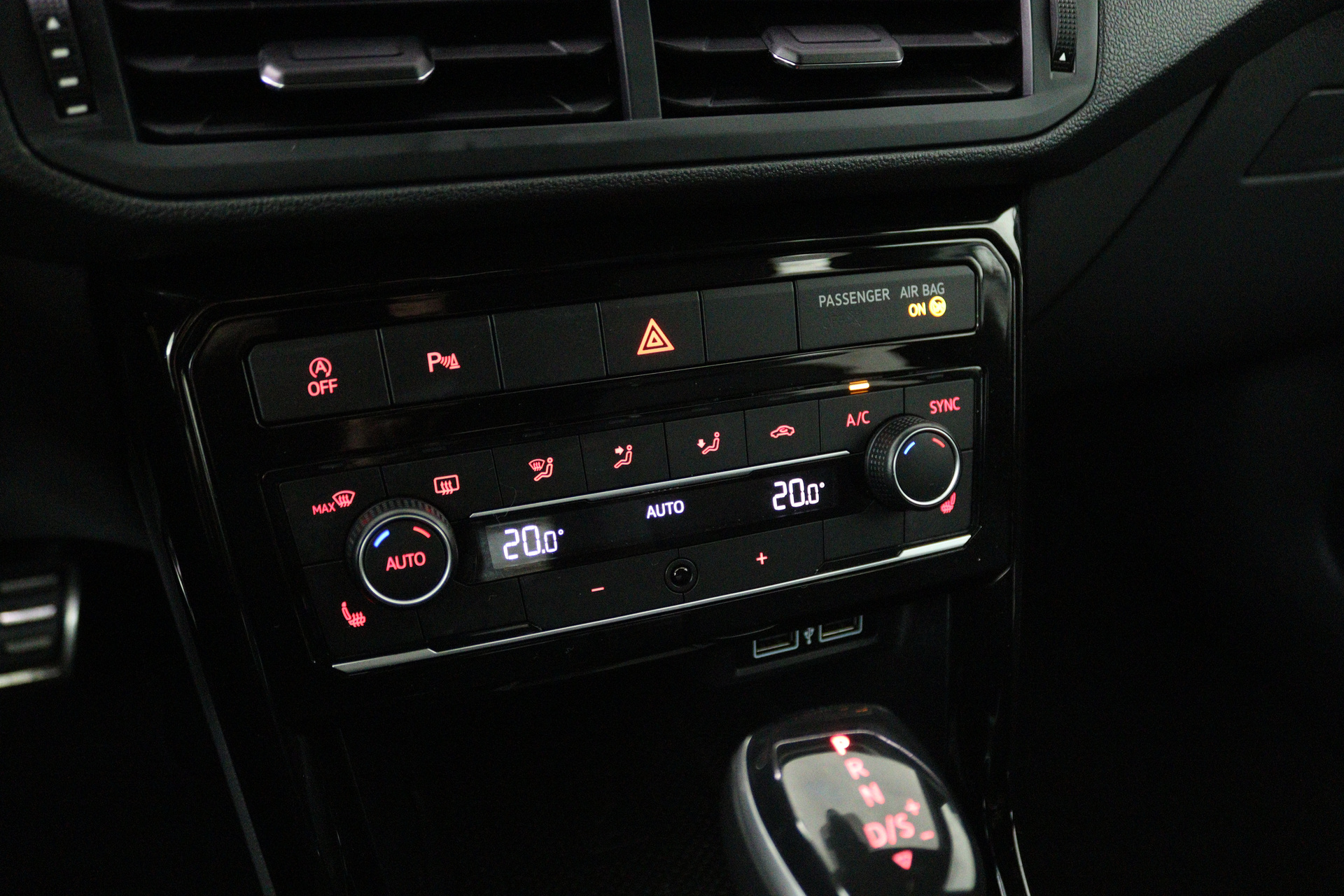 Foto van Volkswagen T-cross
