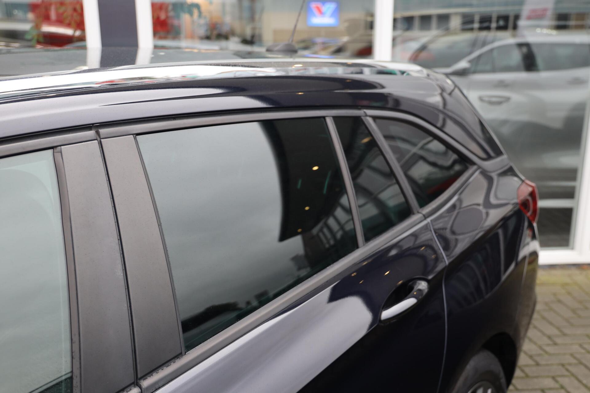 Foto van Opel Astra Sports Tourer