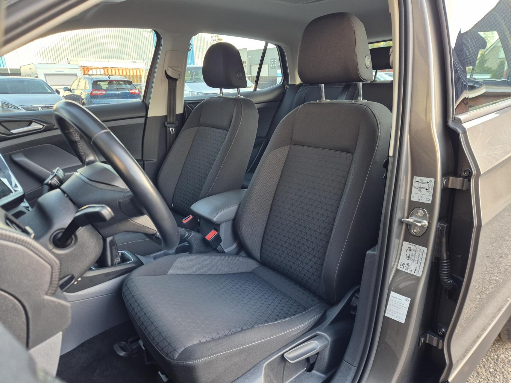 Foto van Volkswagen T-cross
