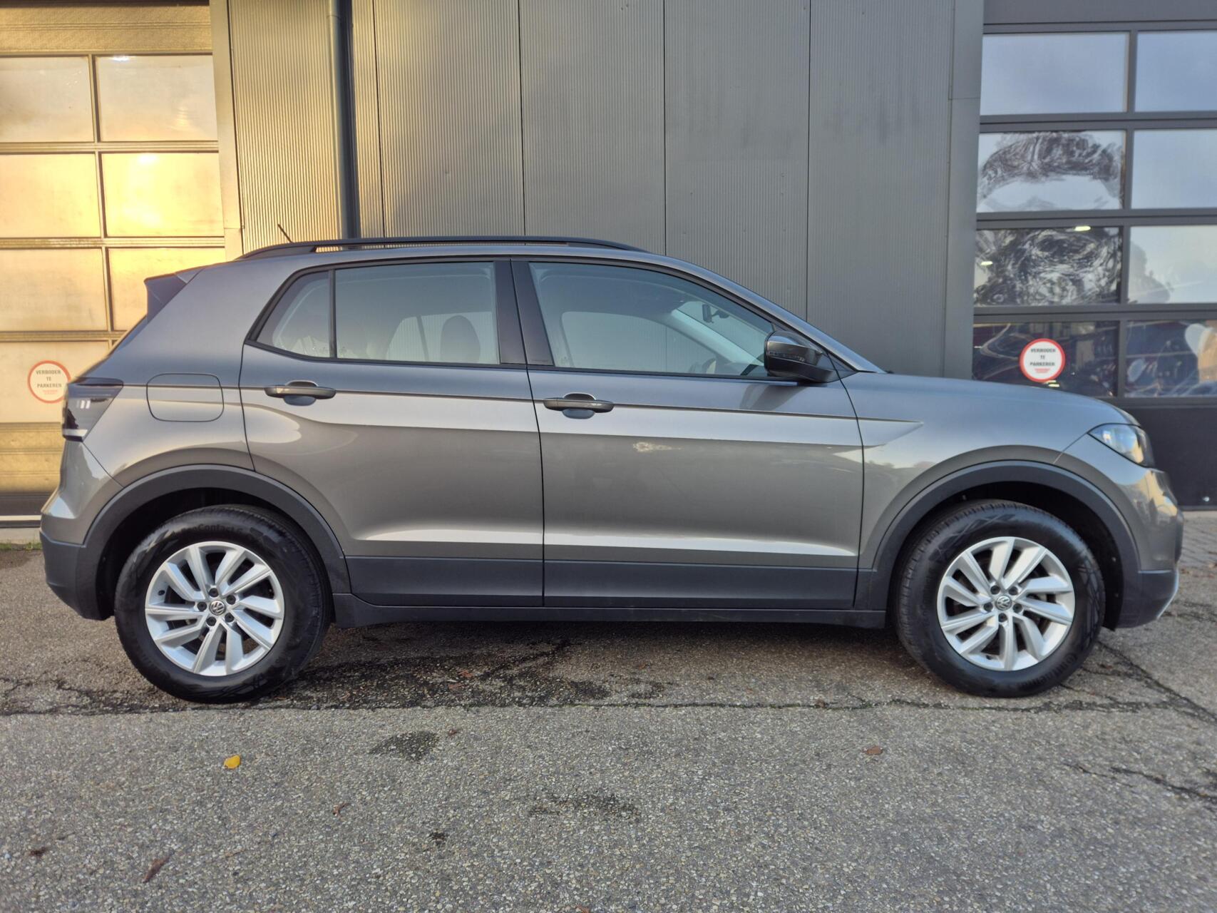 Foto van Volkswagen T-cross