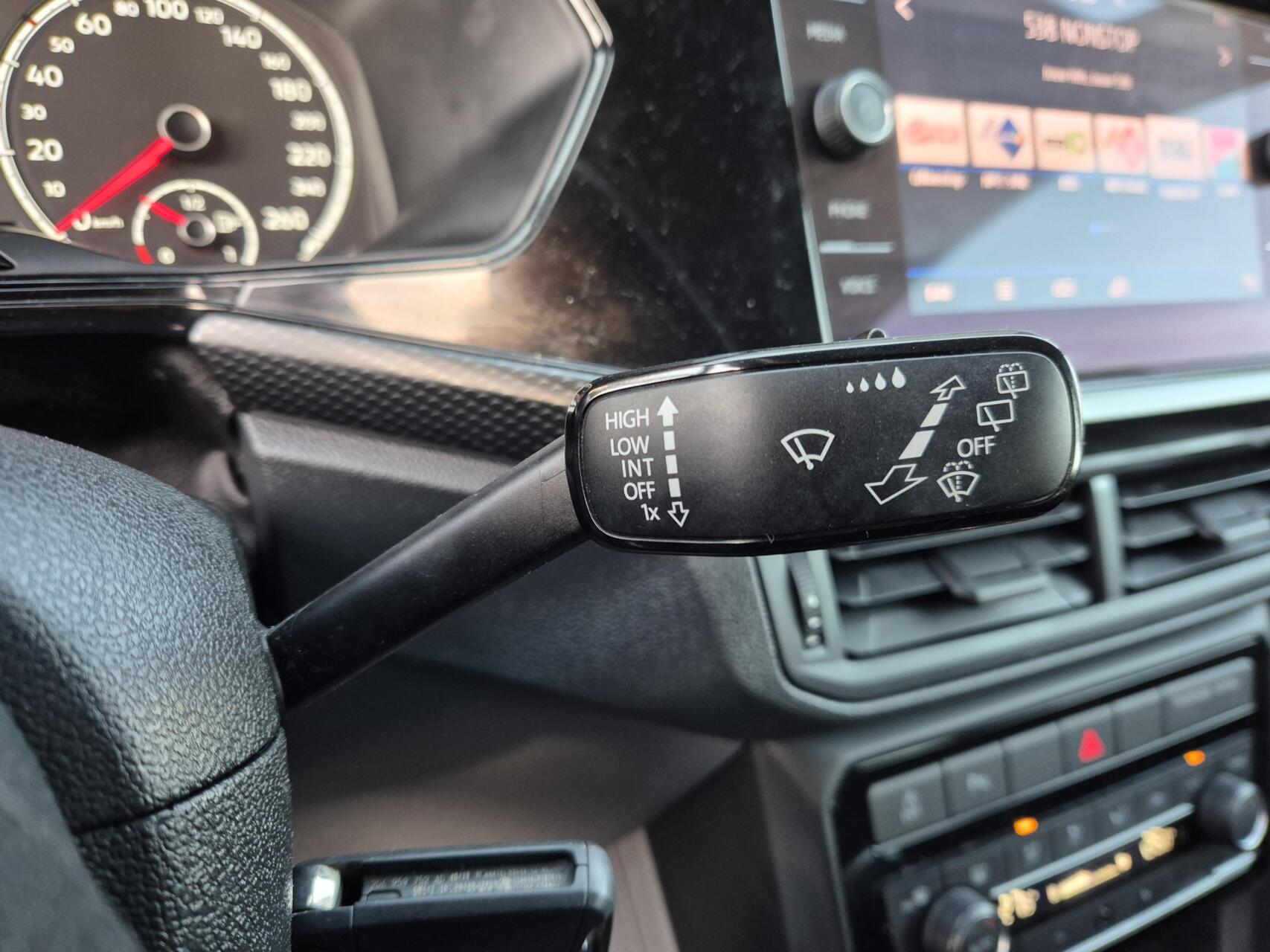 Foto van Volkswagen T-cross