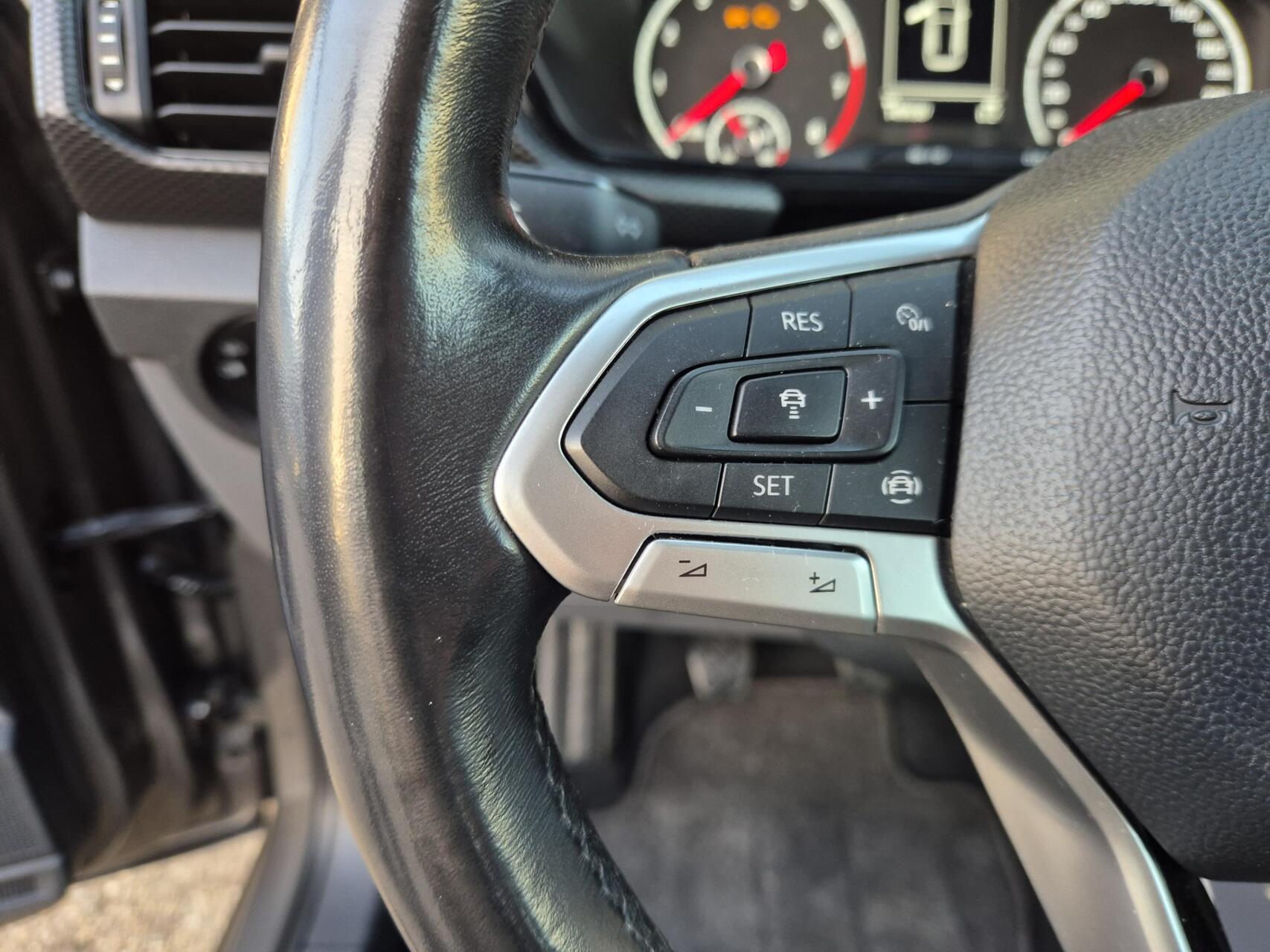 Foto van Volkswagen T-cross