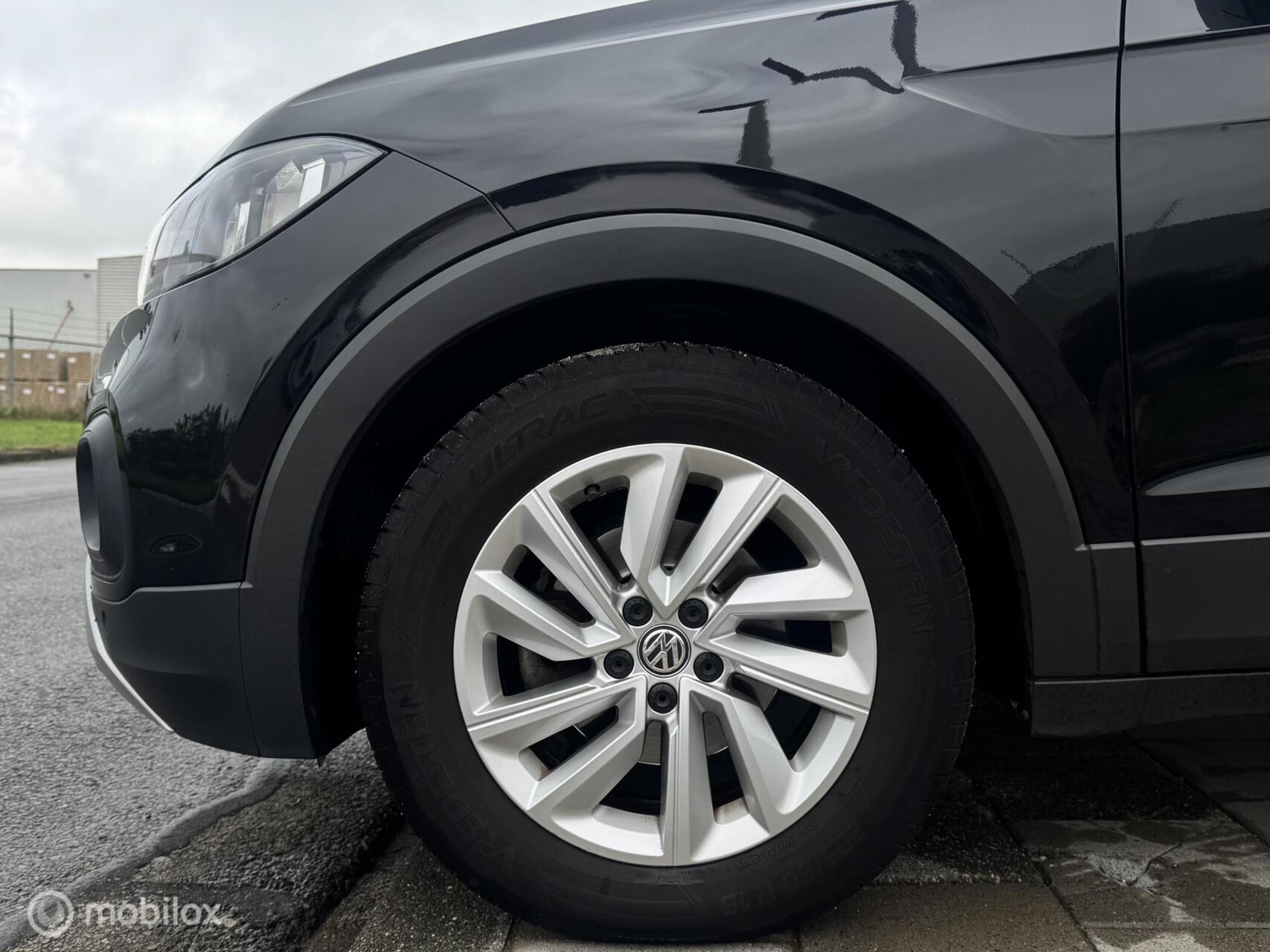 Foto van Volkswagen T-cross