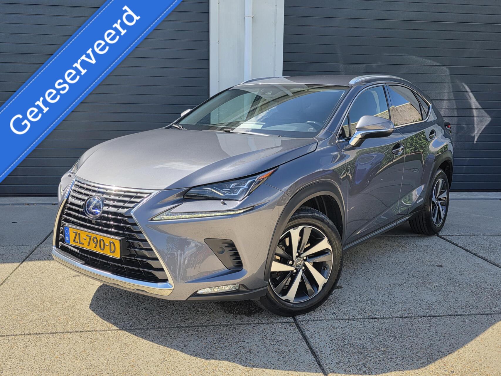 Foto van Lexus Lexus Nx300h