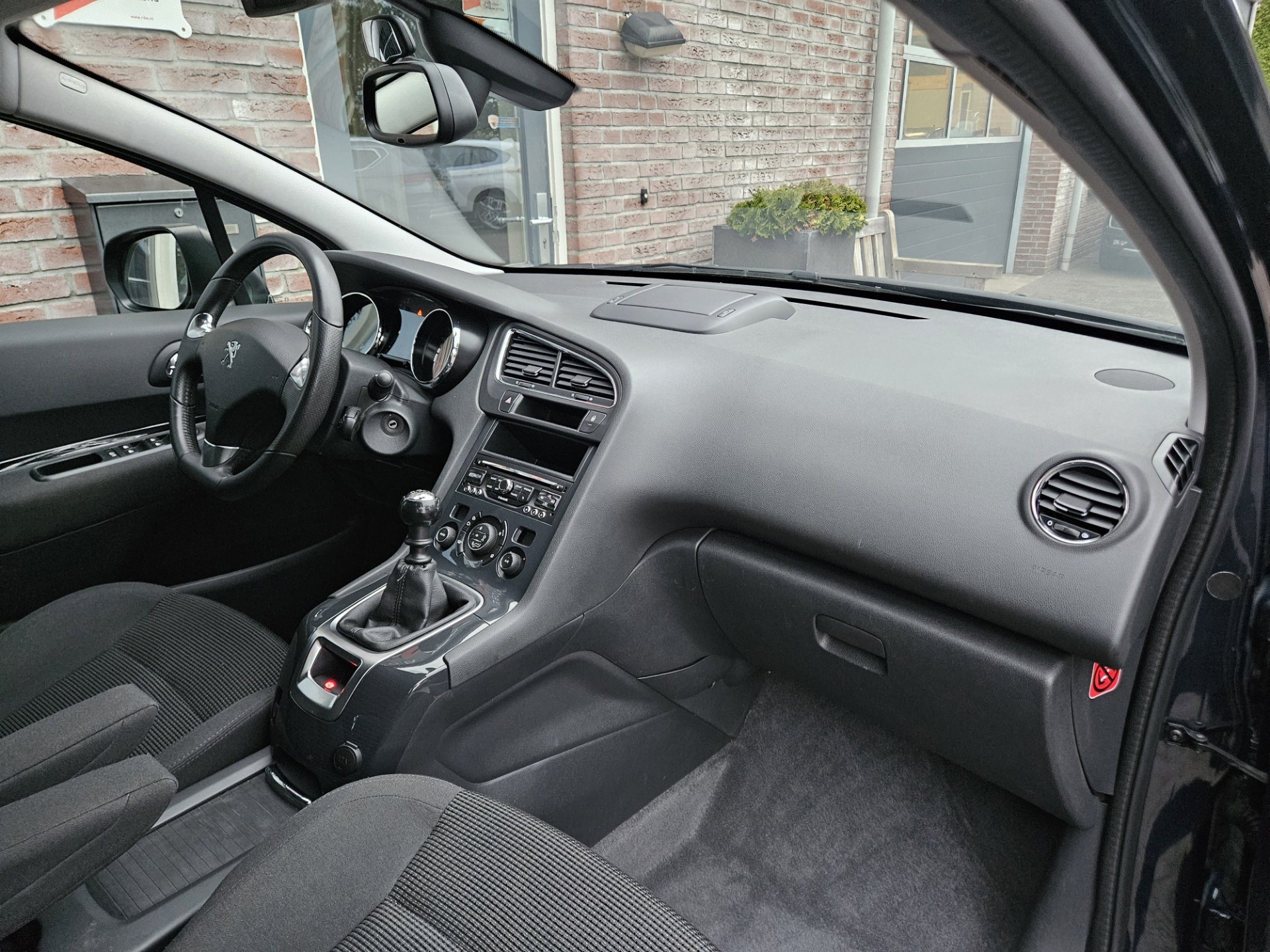 Foto van Peugeot 5008