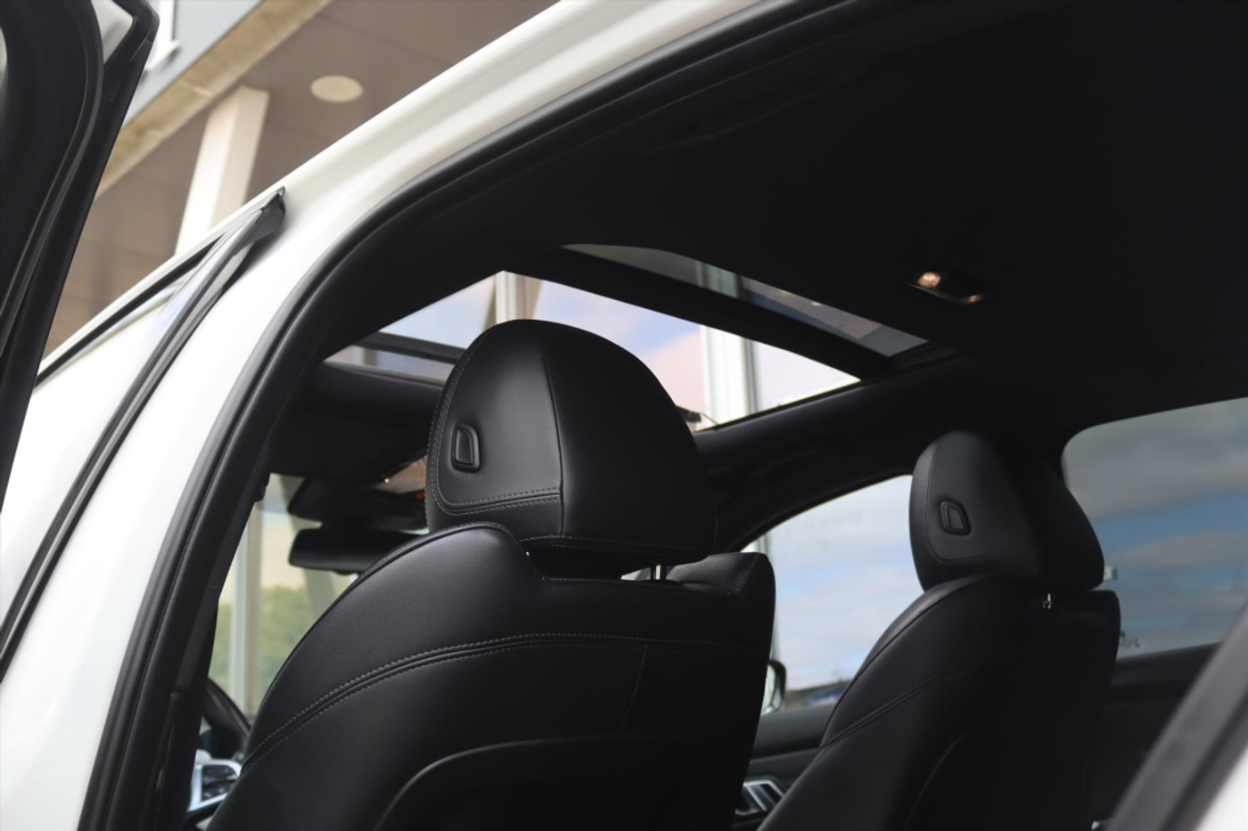 Foto van BMW 330i