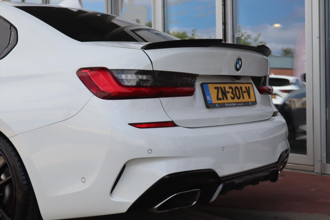 Foto van BMW 330i