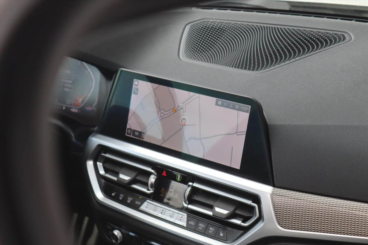 Foto van BMW 330i