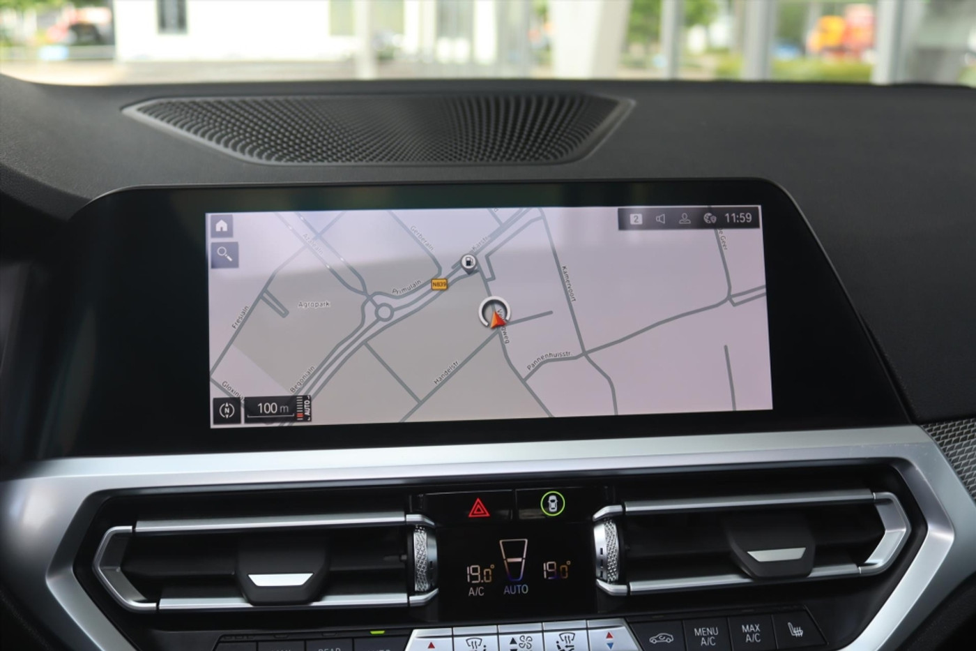 Foto van BMW 330i