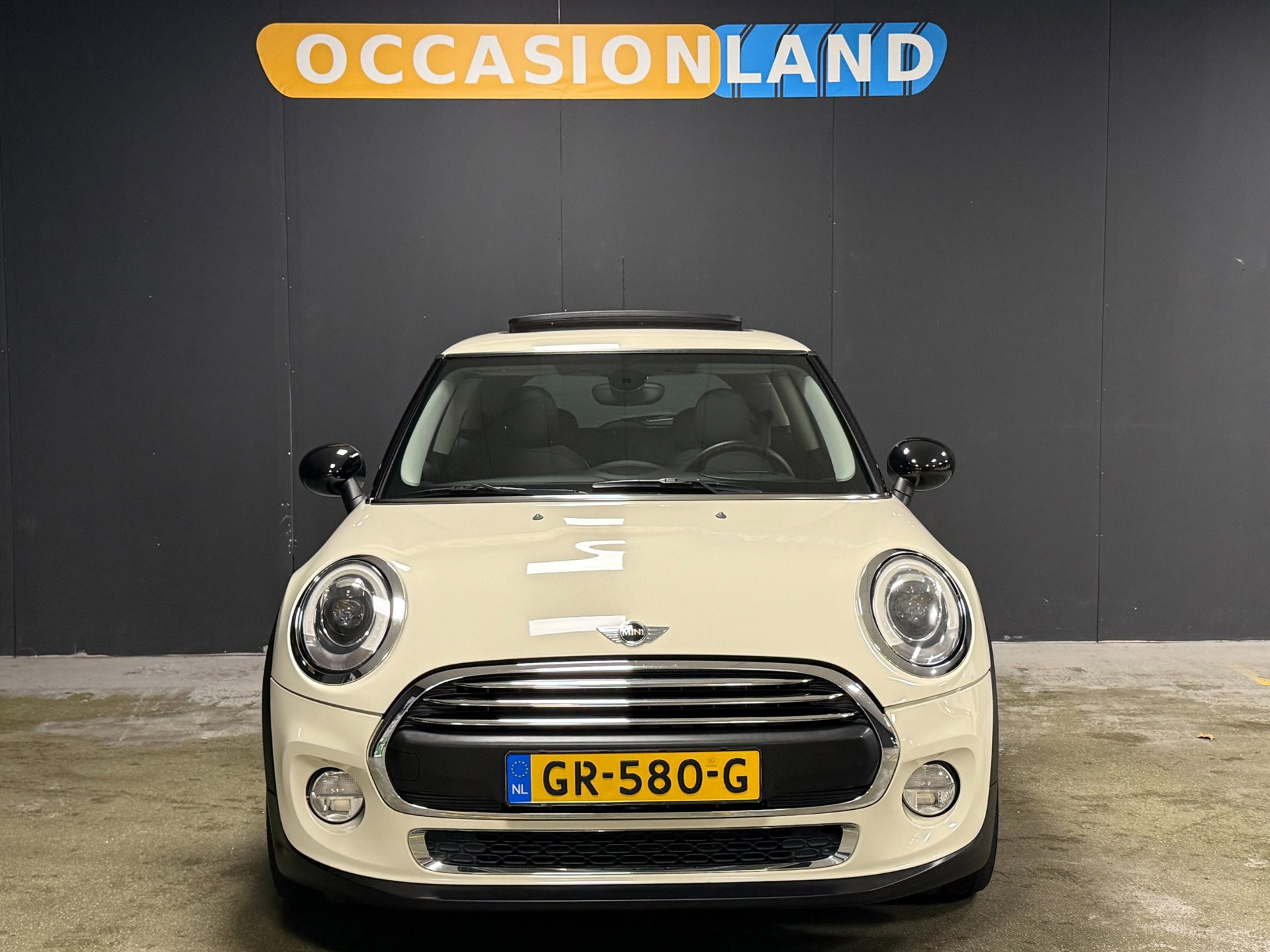 Foto van Mini One