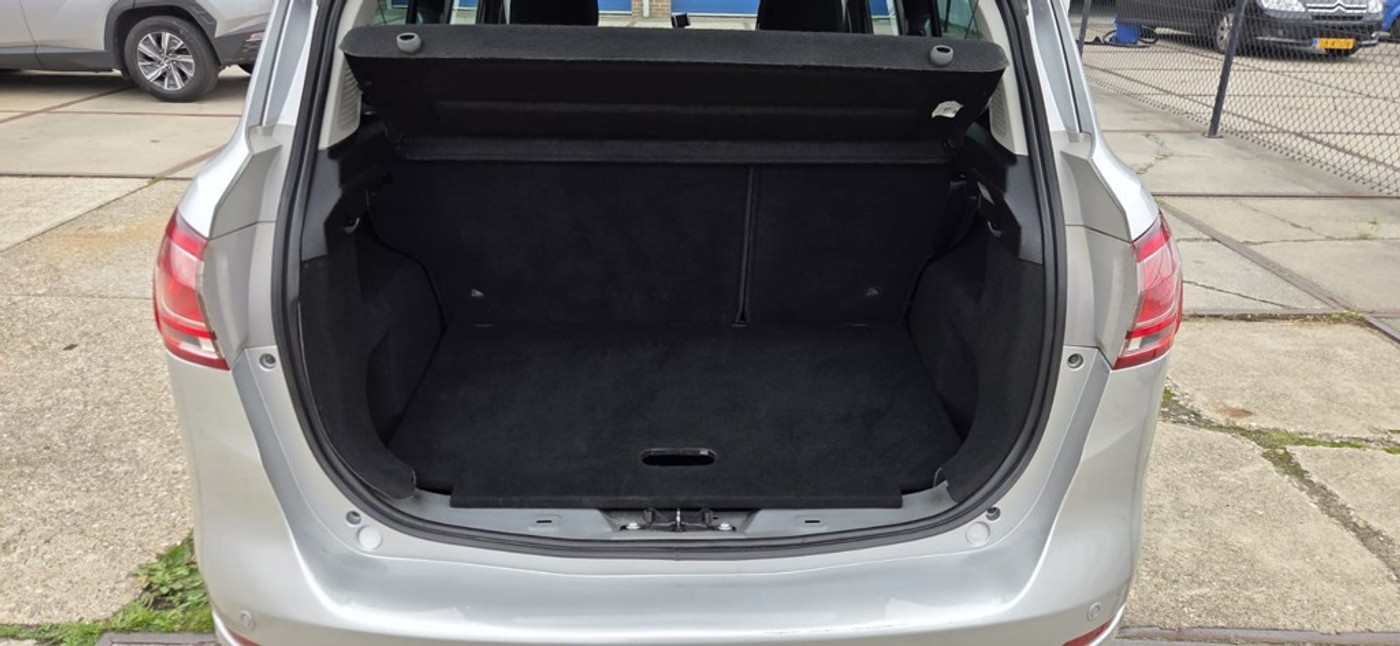 Foto van Ford B-max
