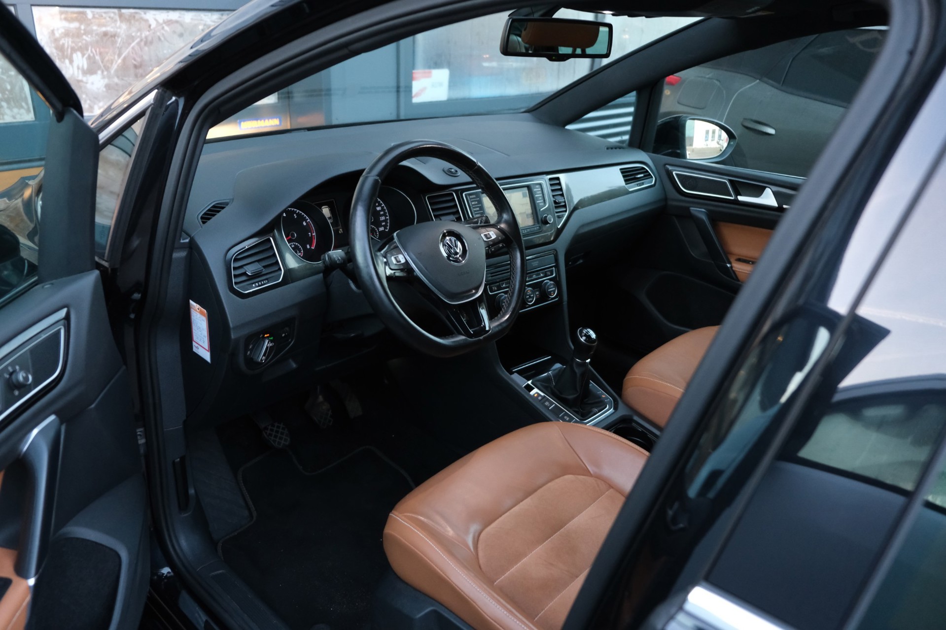 Foto van Volkswagen Golf Sportsvan