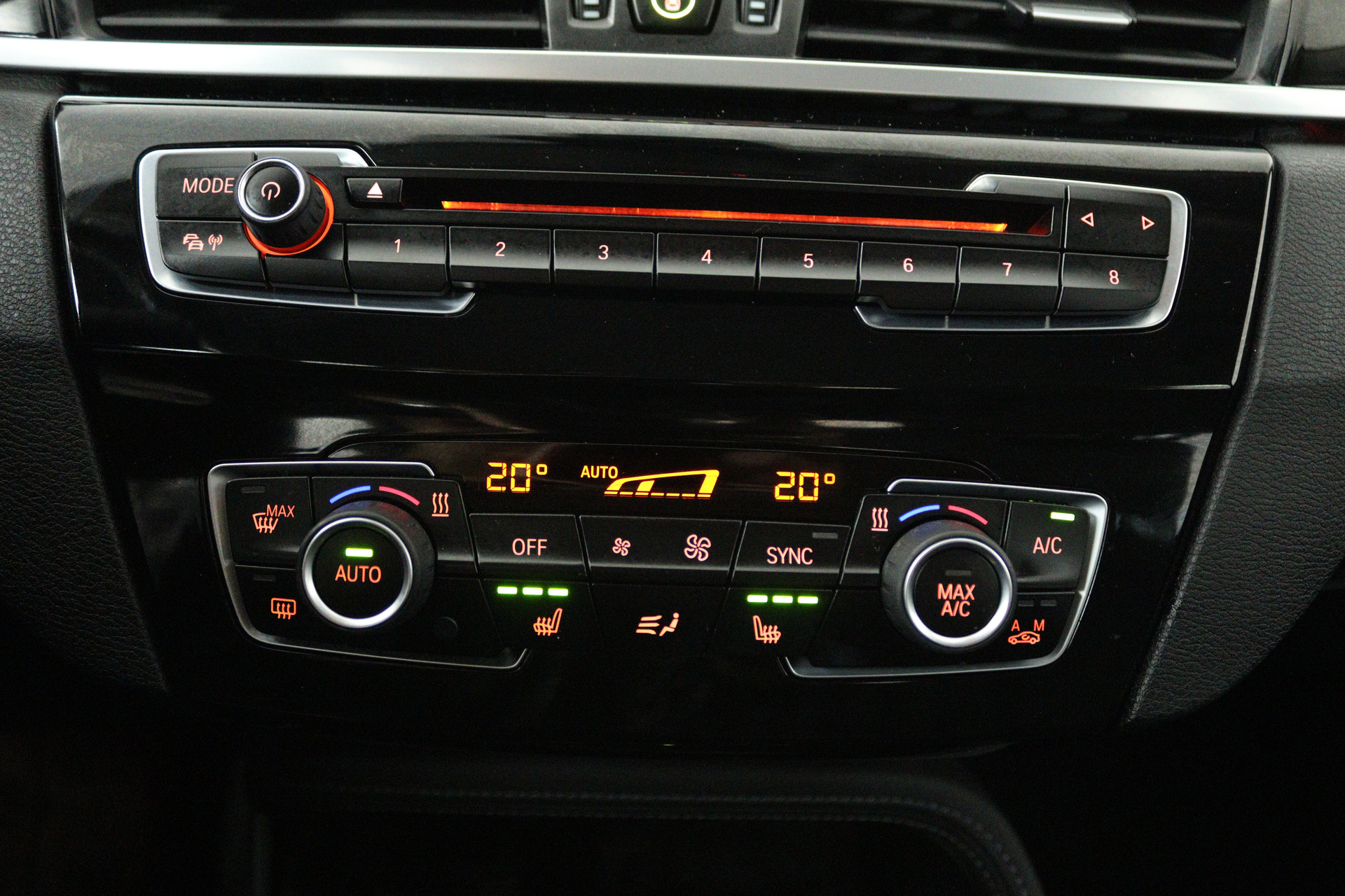 Foto van BMW X1 Sdrive20i