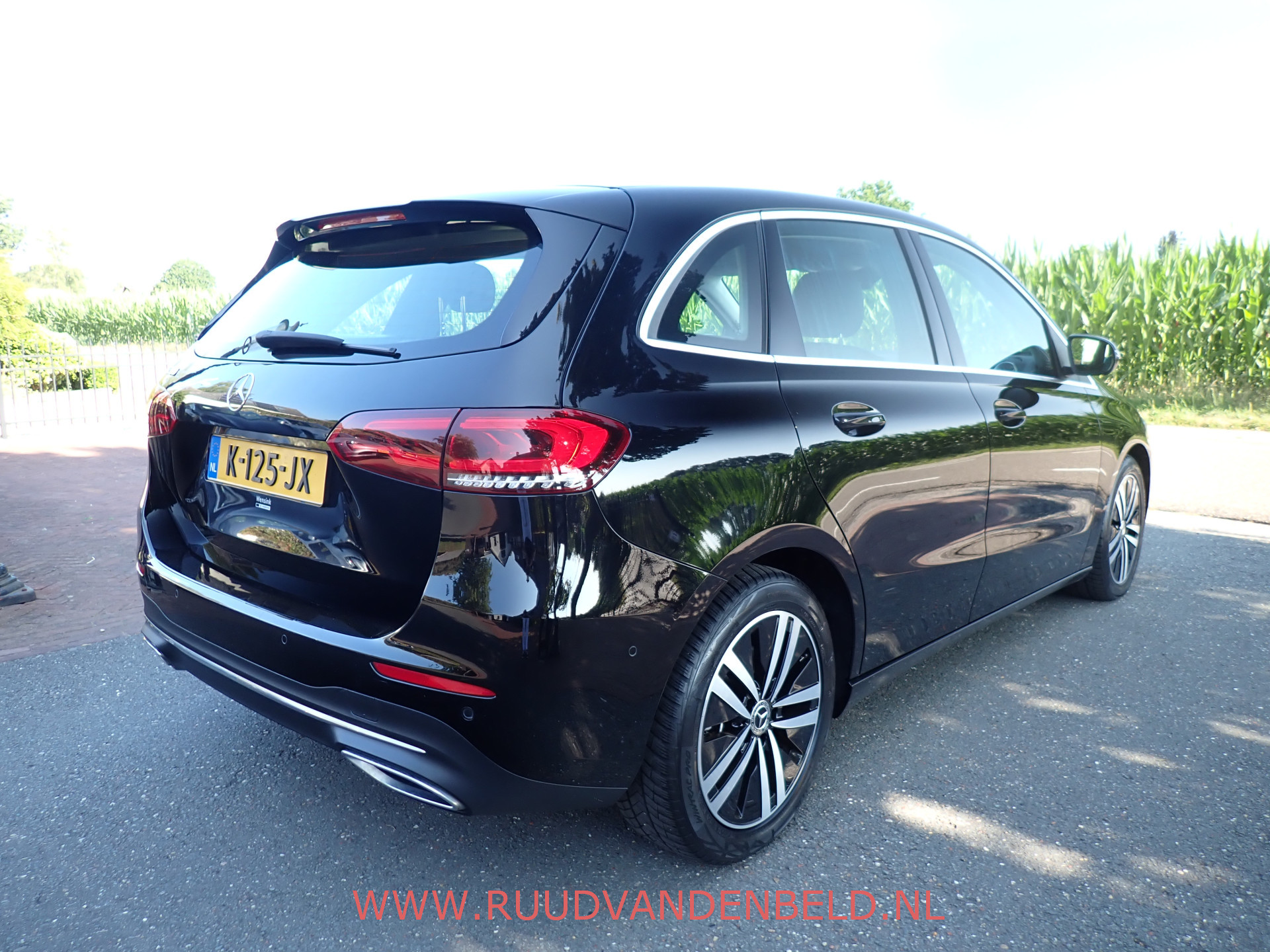 Foto van Mercedes-Benz B 200