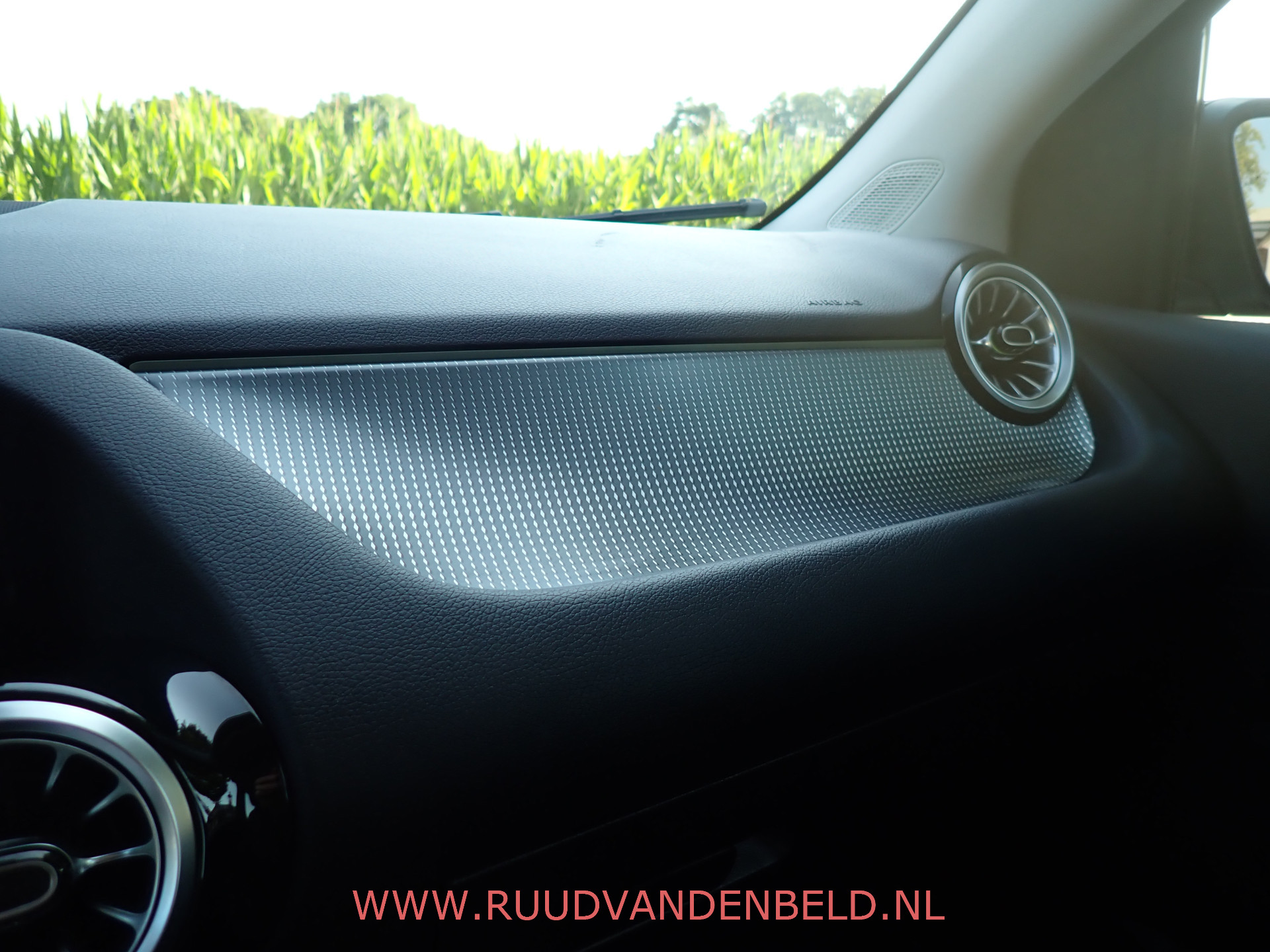Foto van Mercedes-Benz B 200