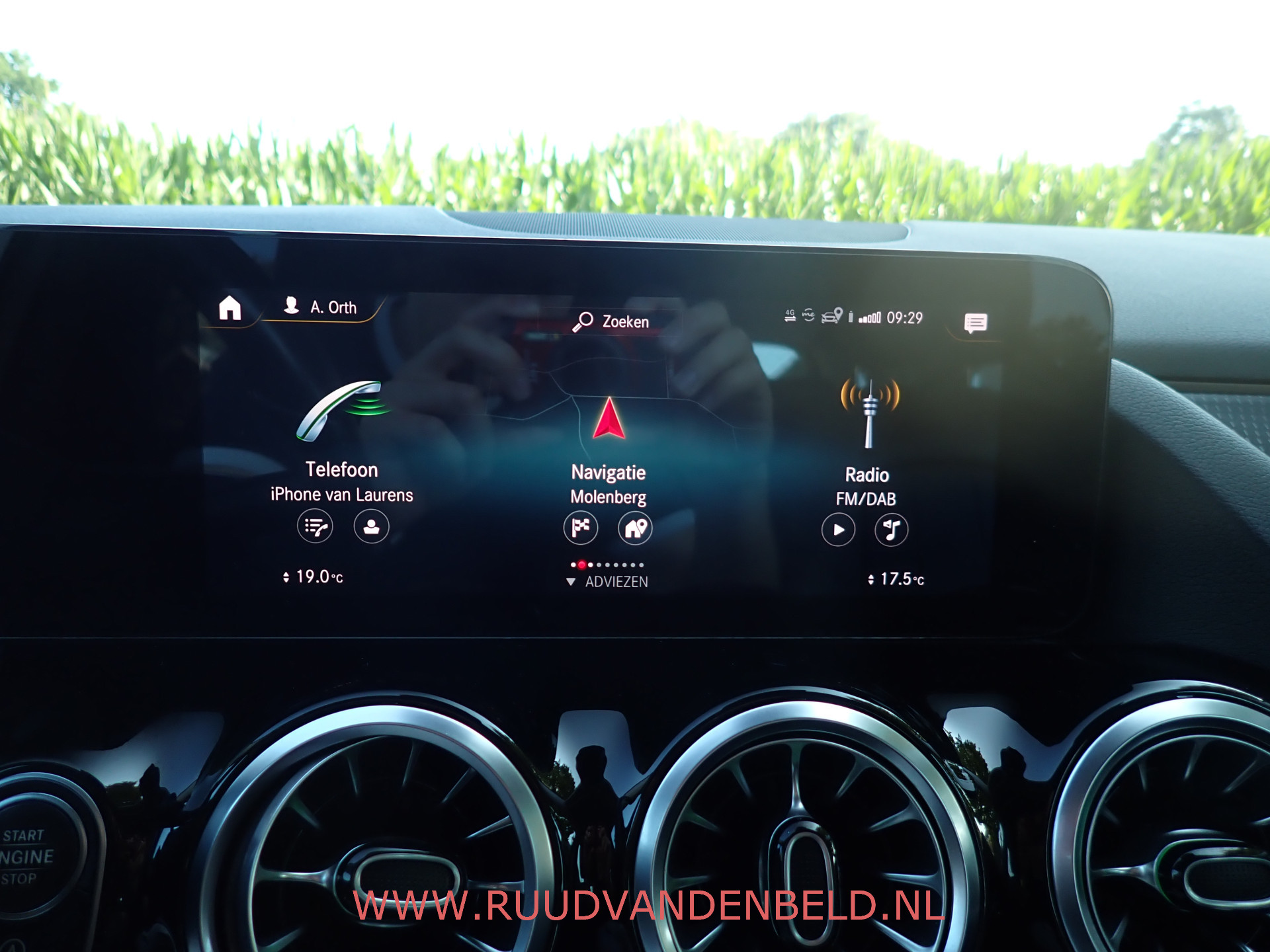 Foto van Mercedes-Benz B 200