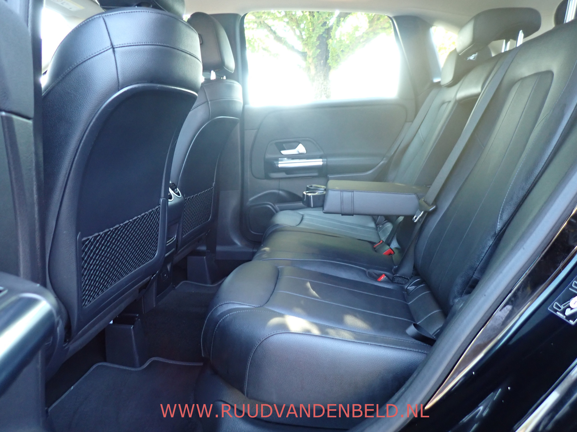 Foto van Mercedes-Benz B 200