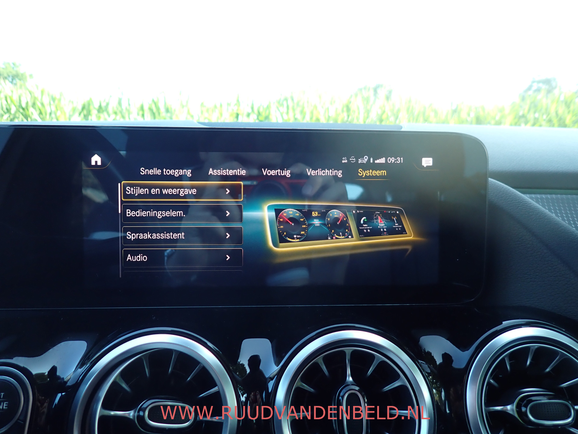 Foto van Mercedes-Benz B 200