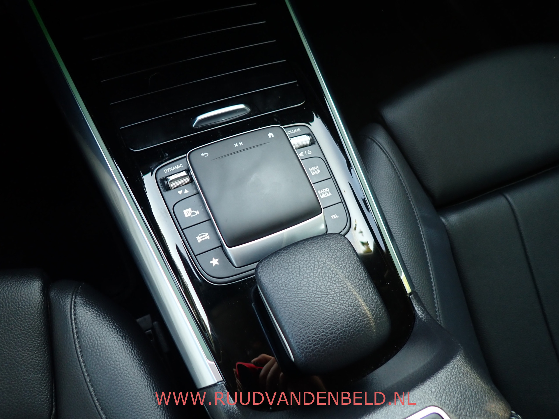 Foto van Mercedes-Benz B 200