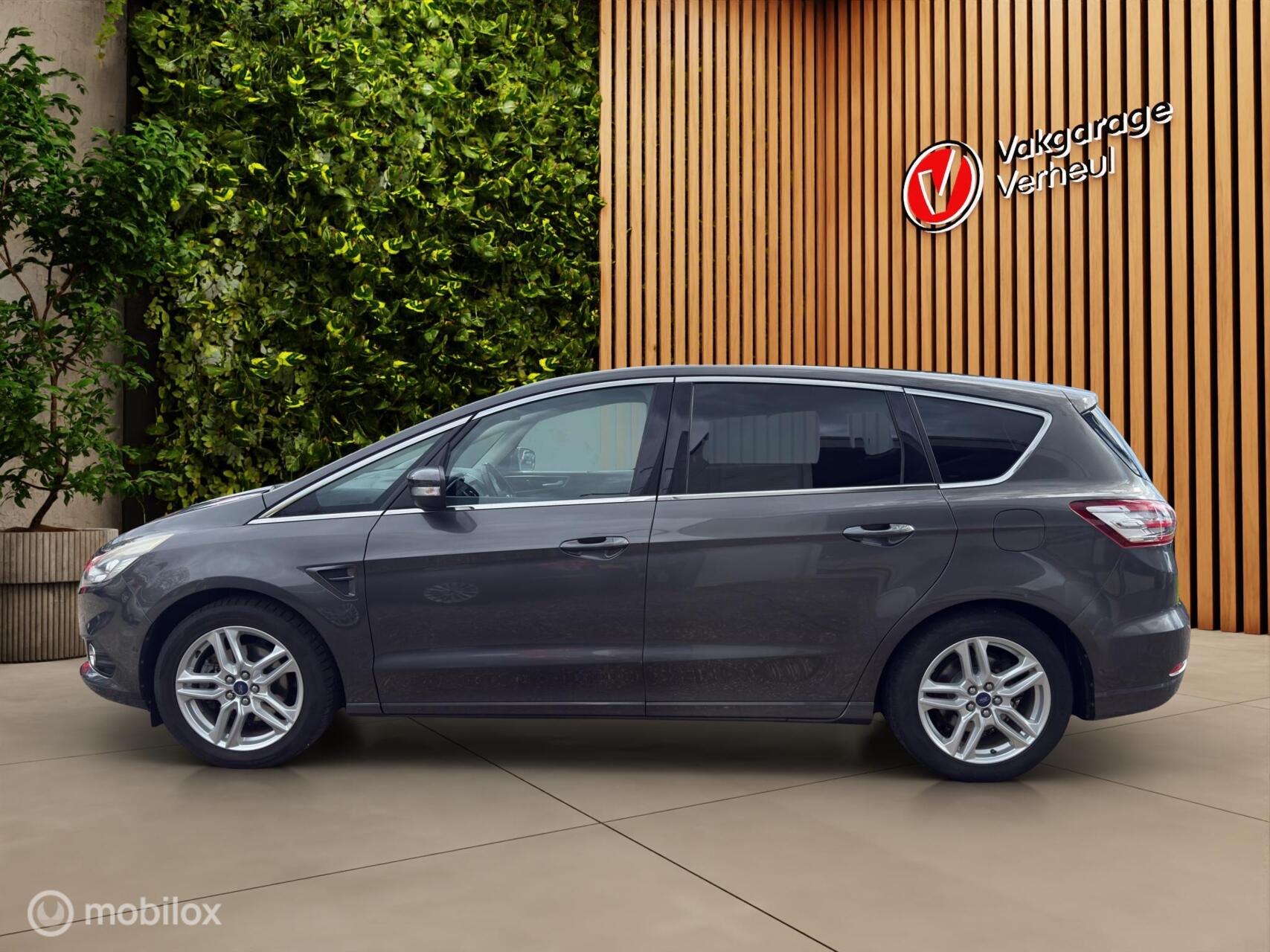 Foto van Ford S-max
